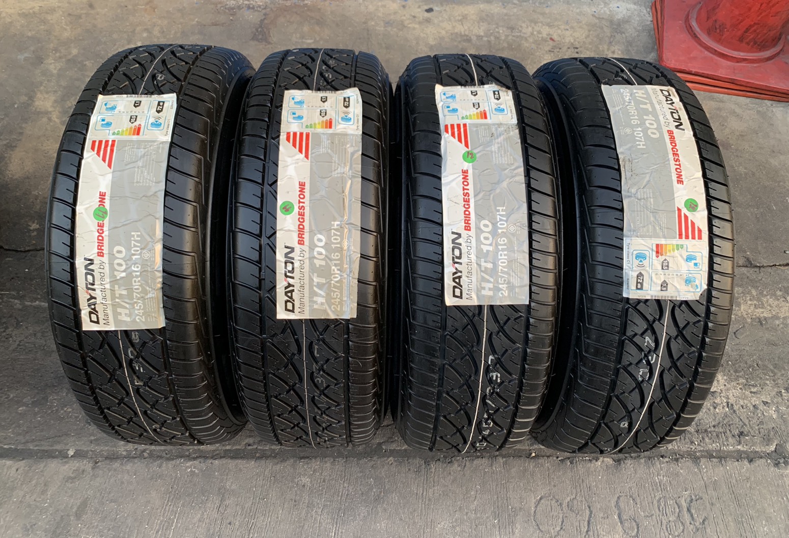ล้อแม็ก ISUZU D-Max X-Series ขอบ 16 สีรมดำแท้ พร้อมยางใหม่ 245-70-16 DAYTON ปี 20 ล้อแม็ก ISUZU D-Max X-Series ขอบ 16 สีรมดำแท้ พร้อมยางใหม่ 245-70-16 DAYTON ปี 20