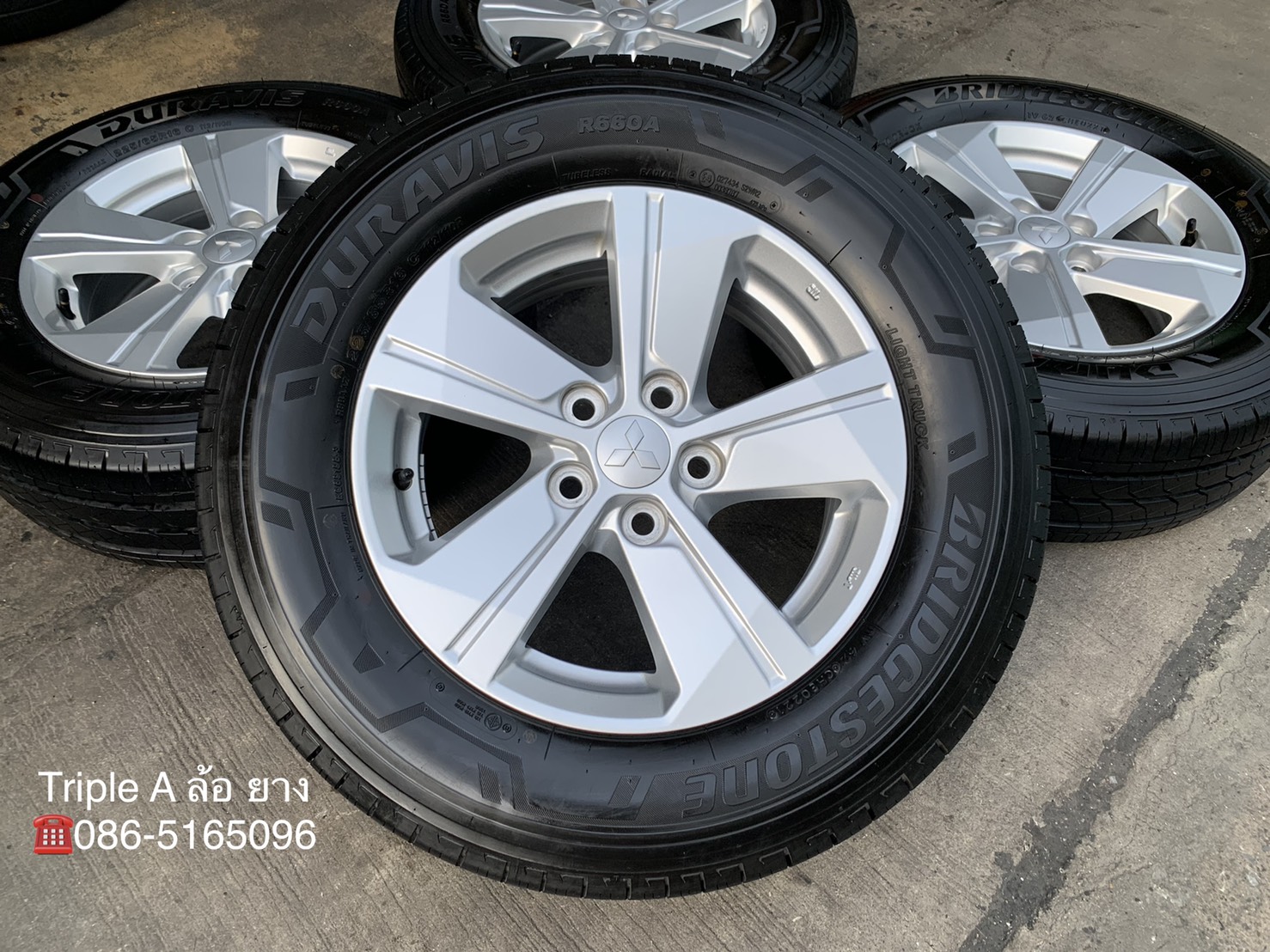ล้อแม็ก 5รู114 Mitsu Triton รุ่นใหม่ล่าสุด ขอบ 16 พร้อมยาง 225-65-16 Bridgestone ปี 21 ล้อแม็ก 5รู114 Mitsu Triton รุ่นใหม่ล่าสุด ขอบ 16 พร้อมยาง 225-65-16 Bridgestone ปี 21