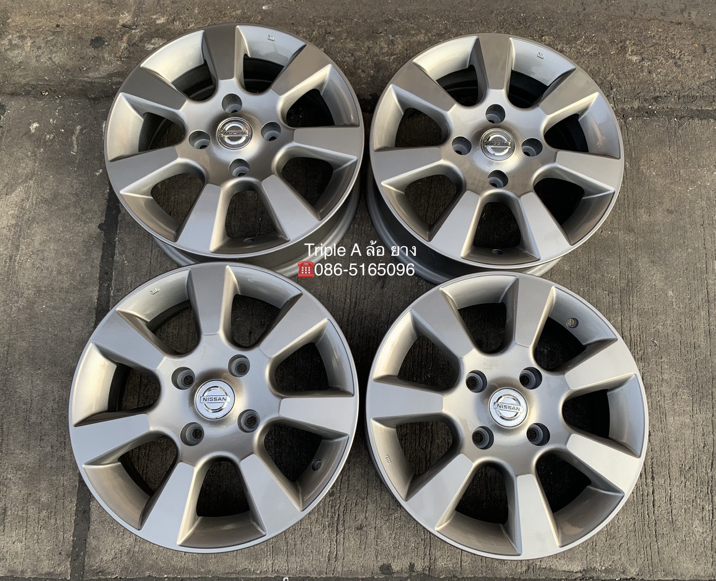 ล้อแม็ก 4รู114 Nissan Tida ขอบ 15 สีเทา สวยกริ๊บ