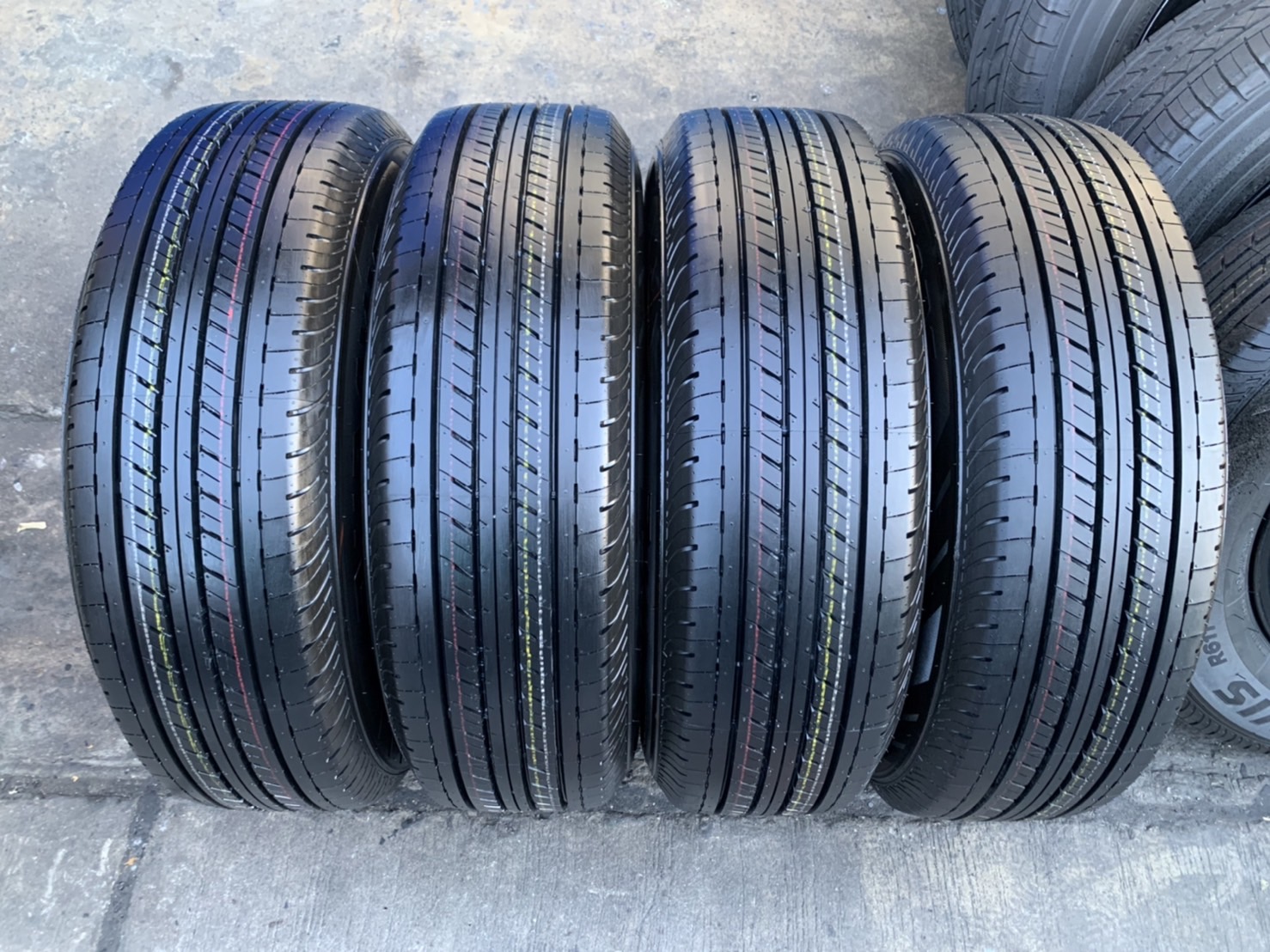 ล้อแม็กป้ายแดง ISUZU D-Max รุ่นใหม่ล่าสุด ขอบ 16 พร้อมยางใหม่ป้ายแดง 215-70-16 Bridgestone ปี 21 ใหม ล้อแม็กป้ายแดง ISUZU D-Max รุ่นใหม่ล่าสุด ขอบ 16 พร้อมยางใหม่ป้ายแดง 215-70-16 Bridgestone ปี 21 ใหม