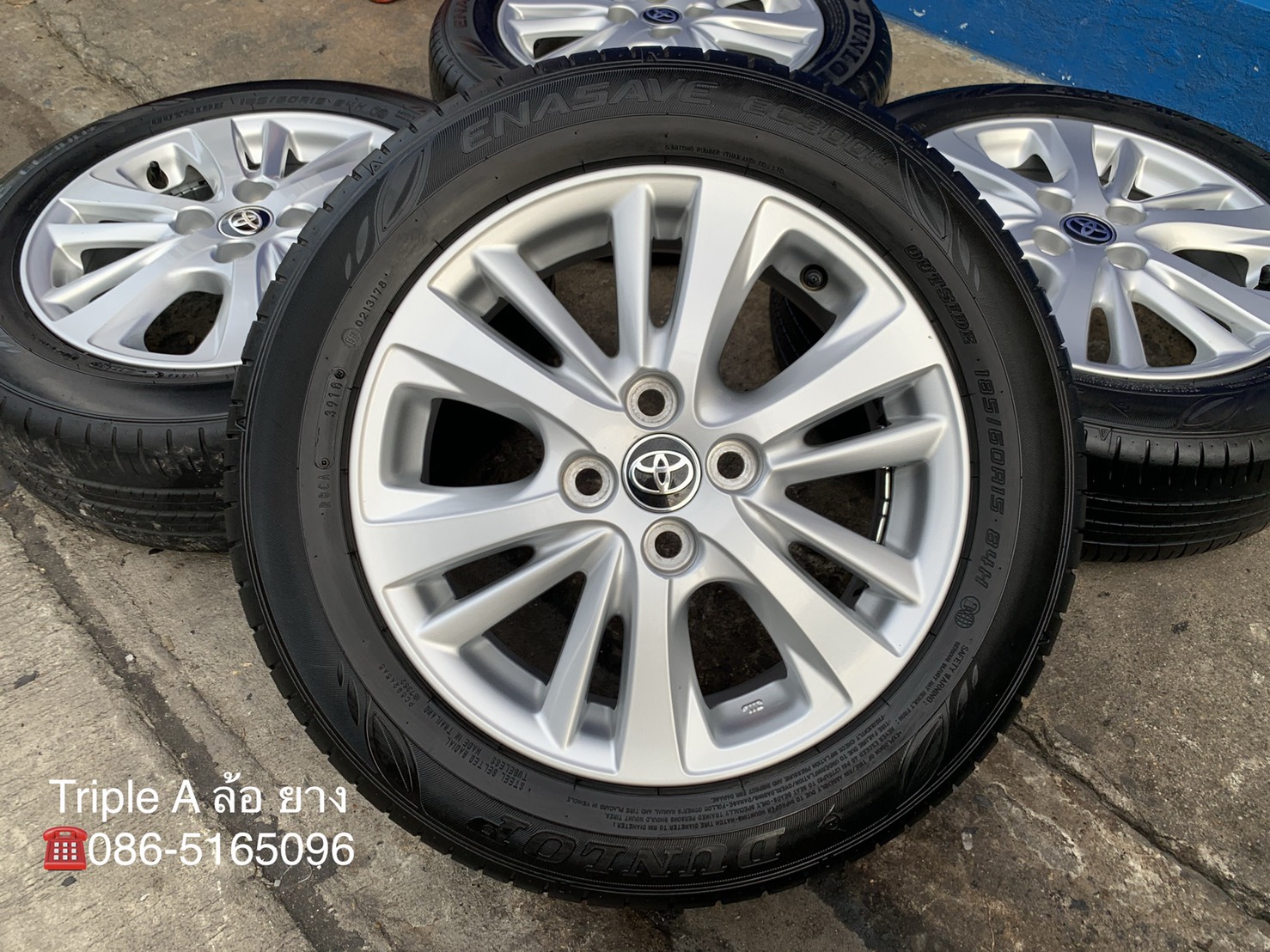 ล้อแม็ก Toyota Yaris Ativ ขอบ 15 พร้อมยาง 185-60-15 Dunlop ปลายปี 18 ล้อแม็ก Toyota Yaris Ativ ขอบ 15 พร้อมยาง 185-60-15 Dunlop ปลายปี 18