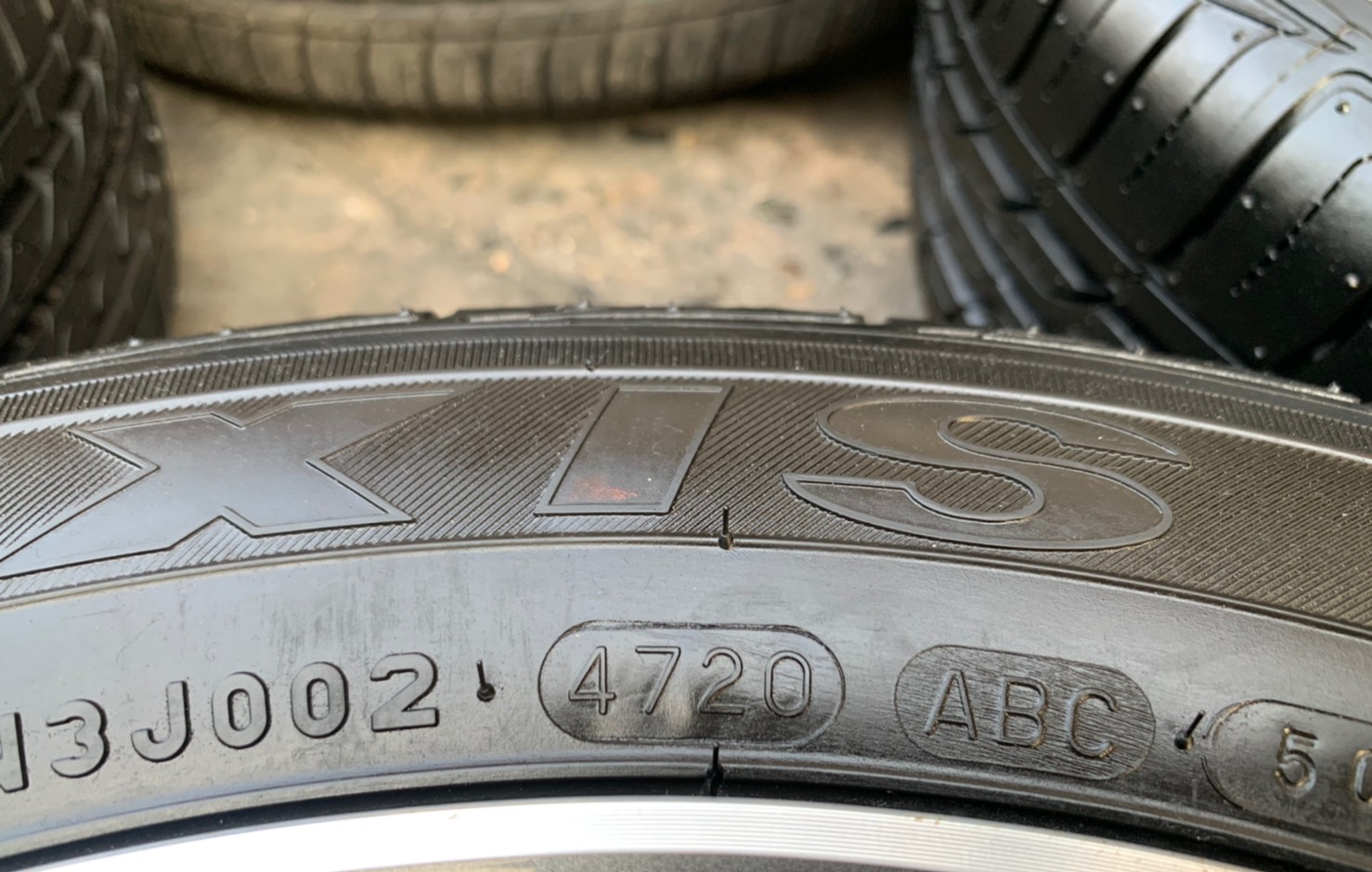 ล้อแม็กป้ายแดง Toyota Yaris Ativ ขอบ 15 สีเทาหน้าเงา พร้อมยางป้ายแดง 185-60-15 Maxxis ปลายปี 20 สวยกริ๊บ ล้อแม็กป้ายแดง Toyota Yaris Ativ ขอบ 15 สีเทาหน้าเงา พร้อมยางป้ายแดง 185-60-15 Maxxis ปลายปี 20 สวยกริ๊บ