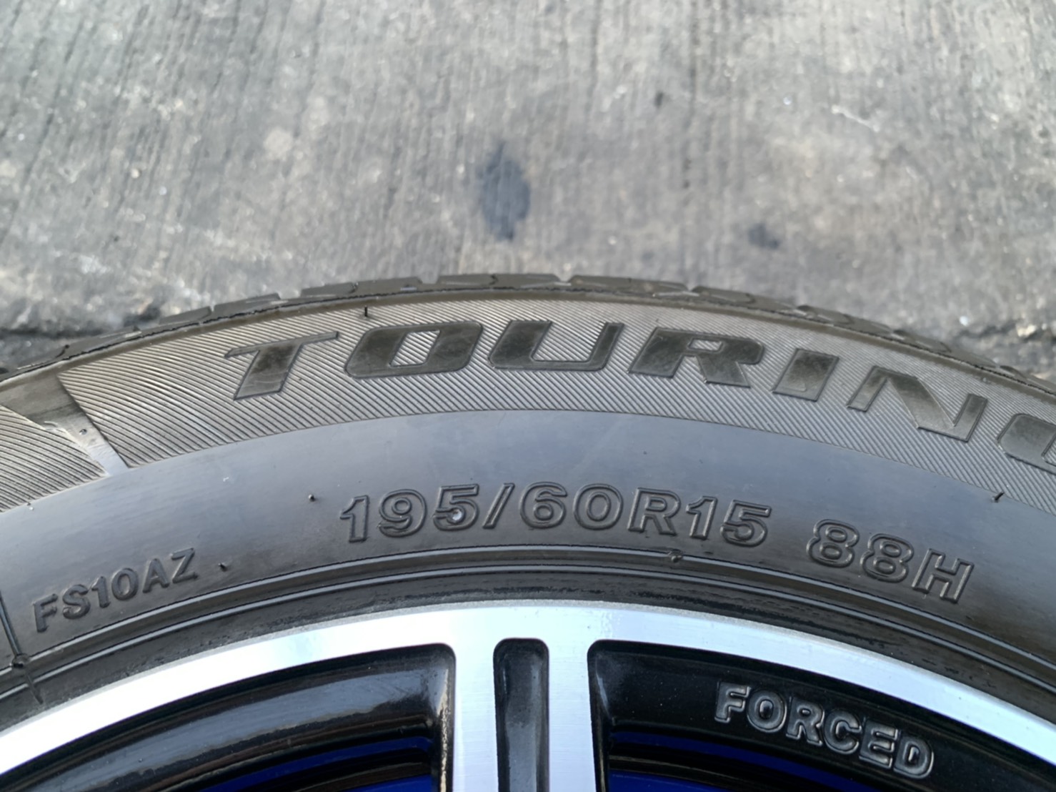 ล้อแม็ก 4รู100 MASTER FORCED ขอบ 15 แถมยาง 195-60-15 Firestone ปี 16 สภาพดี ล้อแม็ก 4รู100 MASTER FORCED ขอบ 15 แถมยาง 195-60-15 Firestone ปี 16 สภาพดี