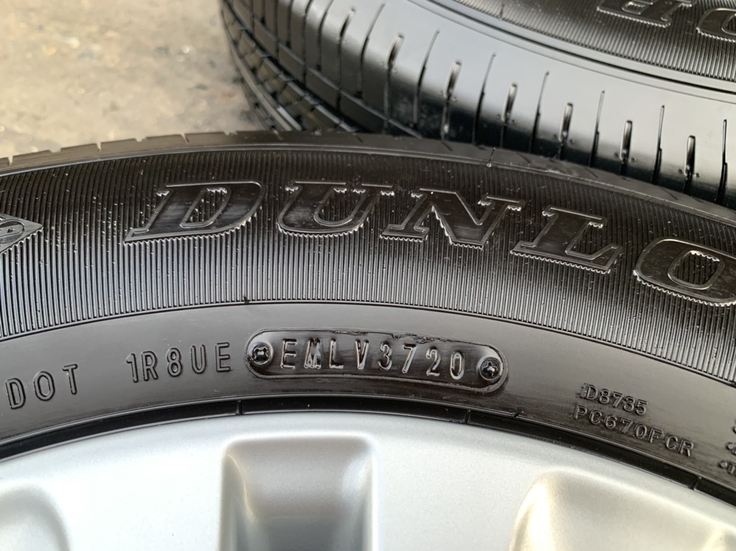 ล้อแม็กป้ายแดง Toyota Revo ขอบ 16 พร้อมยางป้ายแดง 215-65-16 Dunlop ปลายปี 20 สวยกริ๊บๆ ล้อแม็กป้ายแดง Toyota Revo ขอบ 16 พร้อมยางป้ายแดง 215-65-16 Dunlop ปลายปี 20 สวยกริ๊บๆ