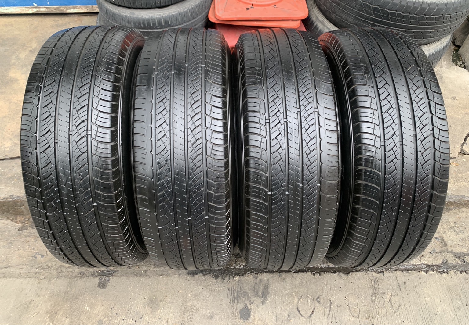 ล้อแม็ก ISUZU D-MAX Hi-Lender ขอบ 16 สีเทา พร้อมยาง 265-70-16 Deestone ปี 17