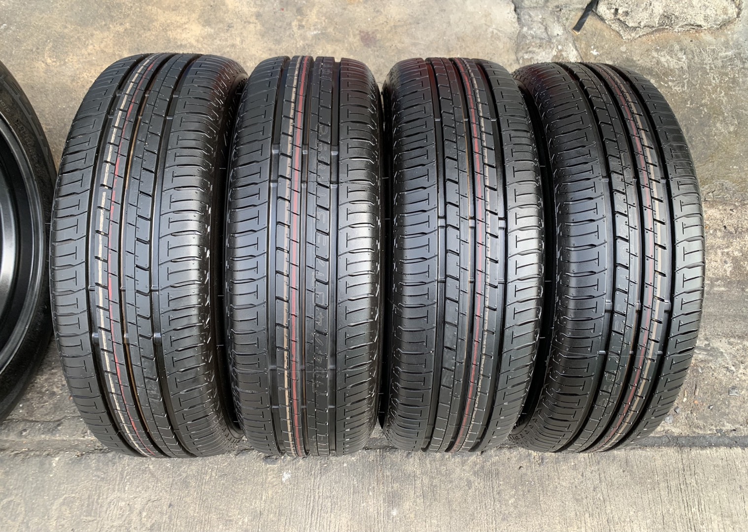ล้อแม็กป้ายแดง Suzuki Swift รุ่นใหม่ล่าสุด ขอบ 16 พร้อมยางใหม่ป้ายแดง 185-55-16 Bridgestone ปลายปี 1