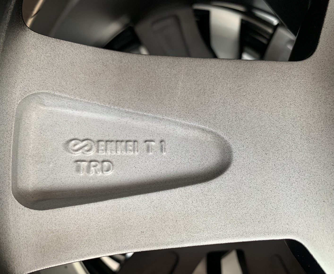 ล้อแม็ก Toyota Fortuner TRD แท้ ขอบ 20 ดำหน้าเงา พร้อมยางน้องๆป้ายแดง 265-50-20 Dunlop ปี 20 สวยๆ