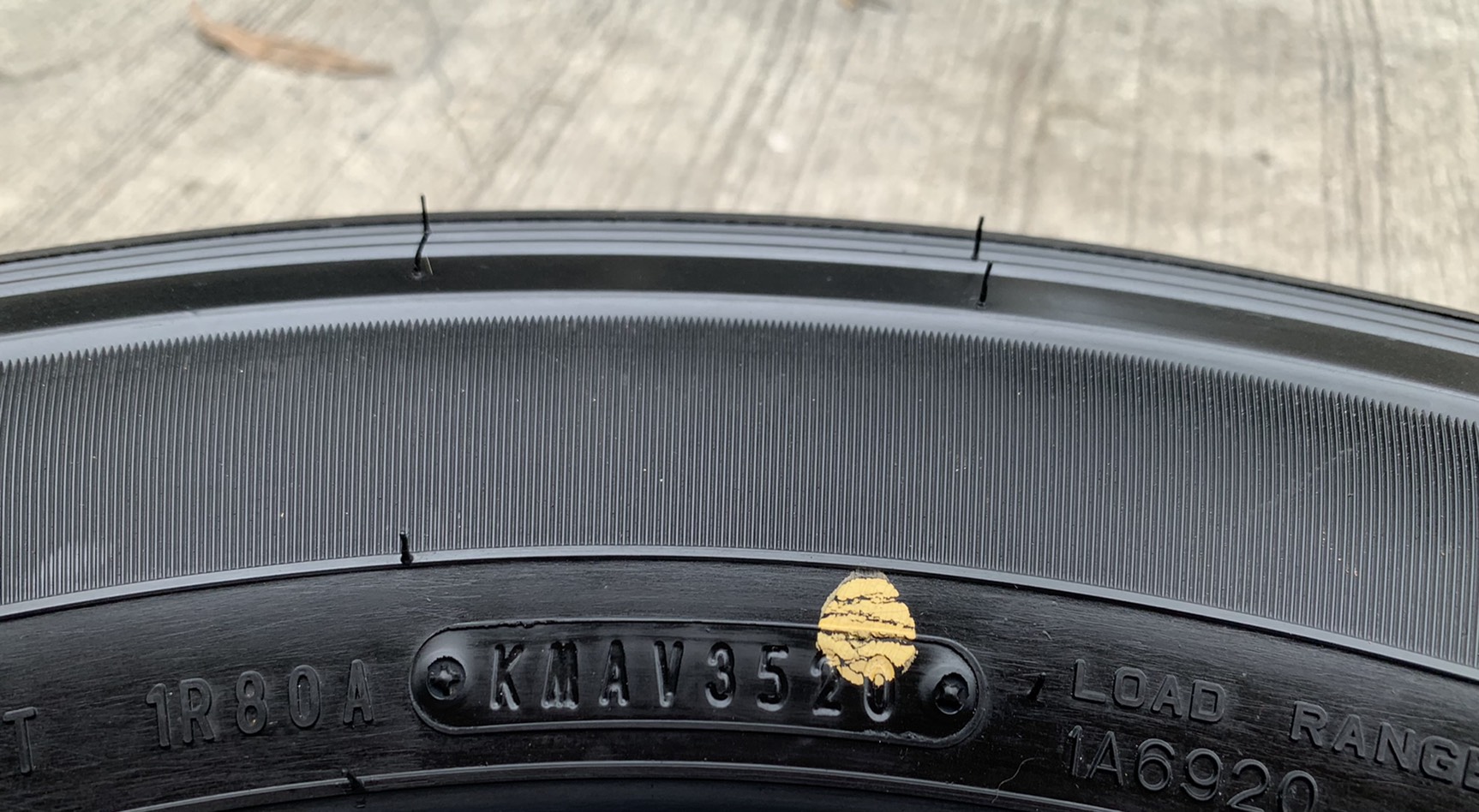 ยางใหม่ป้ายแดง 225-70-17 Dunlop ปี 20 ใหม่ยกห้าง สวยกริ๊บ ใส่กับ รถกระบะตัวเตี้ย,ตัวสูง,SUV ได้ทุกรุ