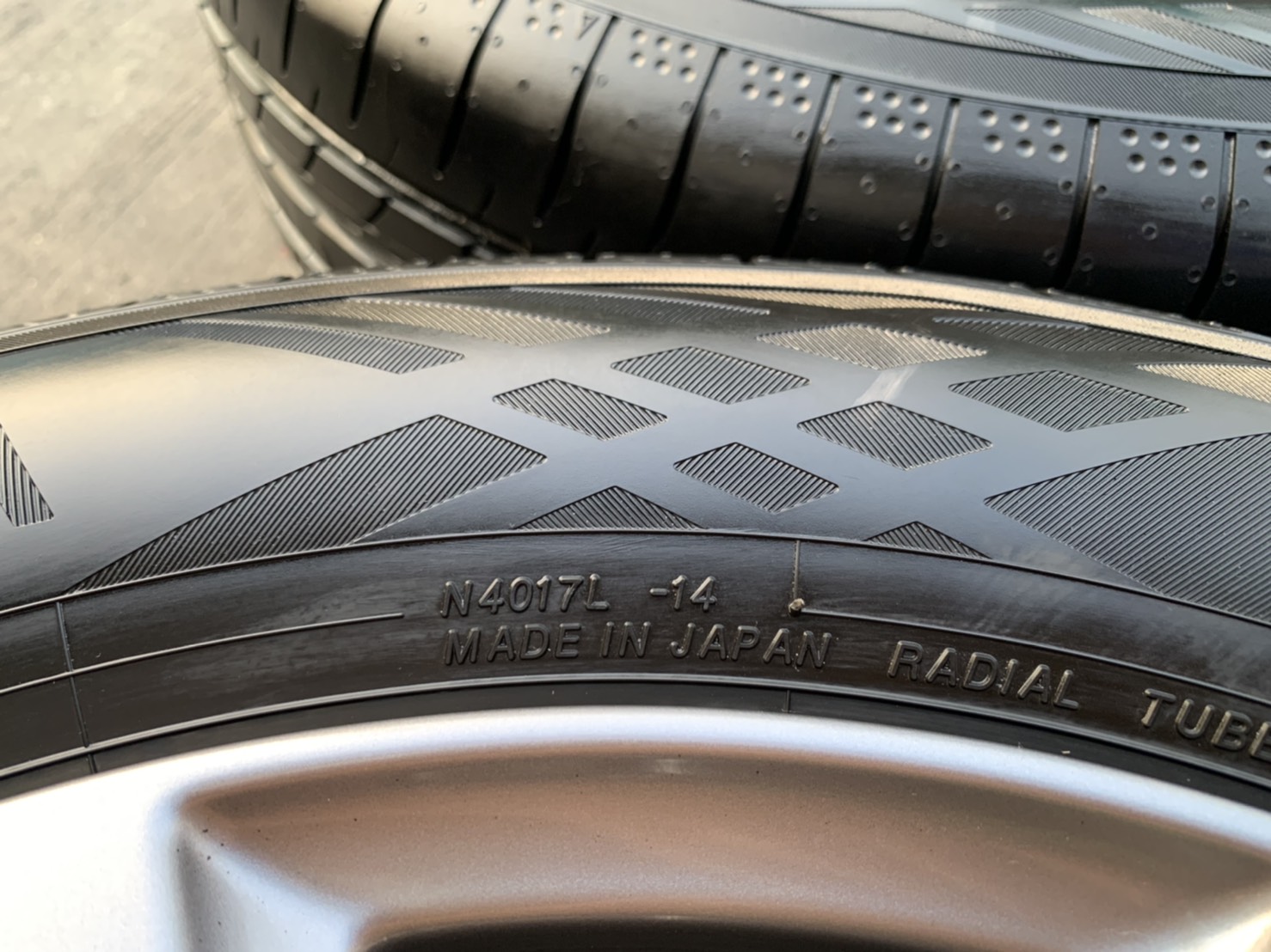 ล้อแม็ก Mazda 3 รุ่นใหม่ล่าสุด ขอบ 16 พร้อมยาง 205-60-16 Yokohama ปลายปี 19 สวยๆ ล้อแม็ก Mazda 3 รุ่นใหม่ล่าสุด ขอบ 16 พร้อมยาง 205-60-16 Yokohama ปลายปี 19 สวยๆ