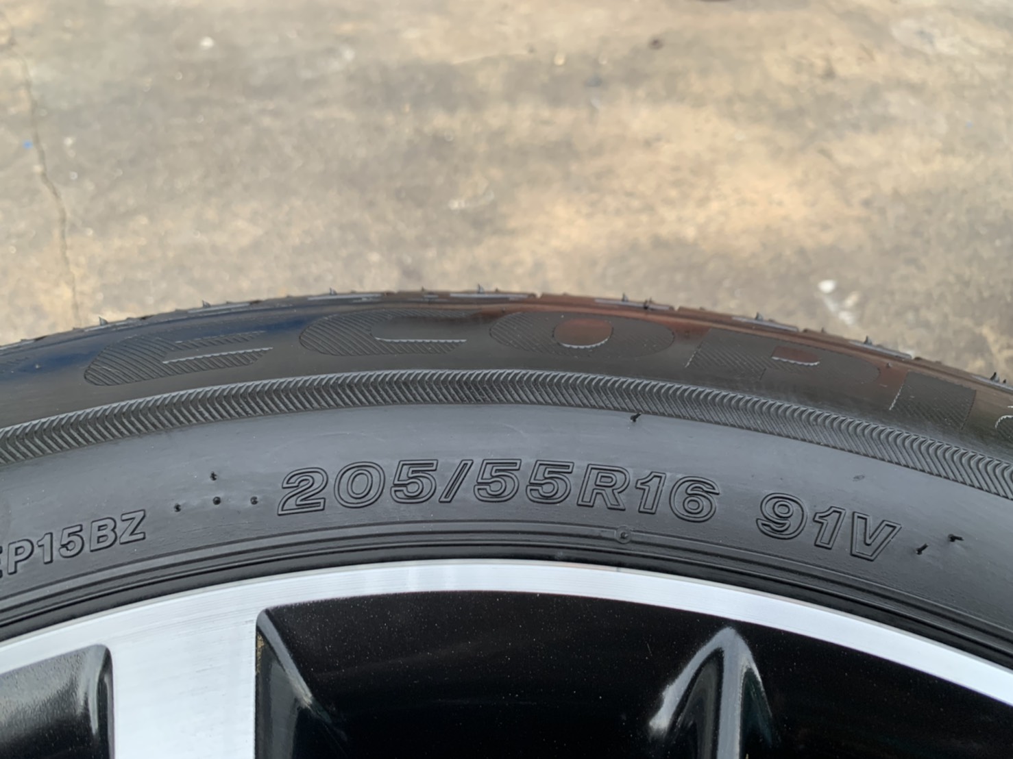 ล้อแม็ก 5รู100 Toyota Altis ขอบ 16 สีดำปัดหน้าเงา พร้อมยาง 205-55-16 Bridgestone ปลายปี 18 สวยกริ๊บ ล้อแม็ก 5รู100 Toyota Altis ขอบ 16 สีดำปัดหน้าเงา พร้อมยาง 205-55-16 Bridgestone ปลายปี 18 สวยกริ๊บ