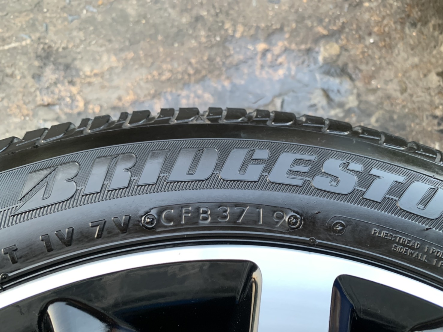 ล้อแม็ก Honda Jazz GK ตัวท็อป ขอบ 16 พร้อมยาง 185-55-16 Bridgestone ปี 19 ล้อแม็ก Honda Jazz GK ตัวท็อป ขอบ 16 พร้อมยาง 185-55-16 Bridgestone ปี 19