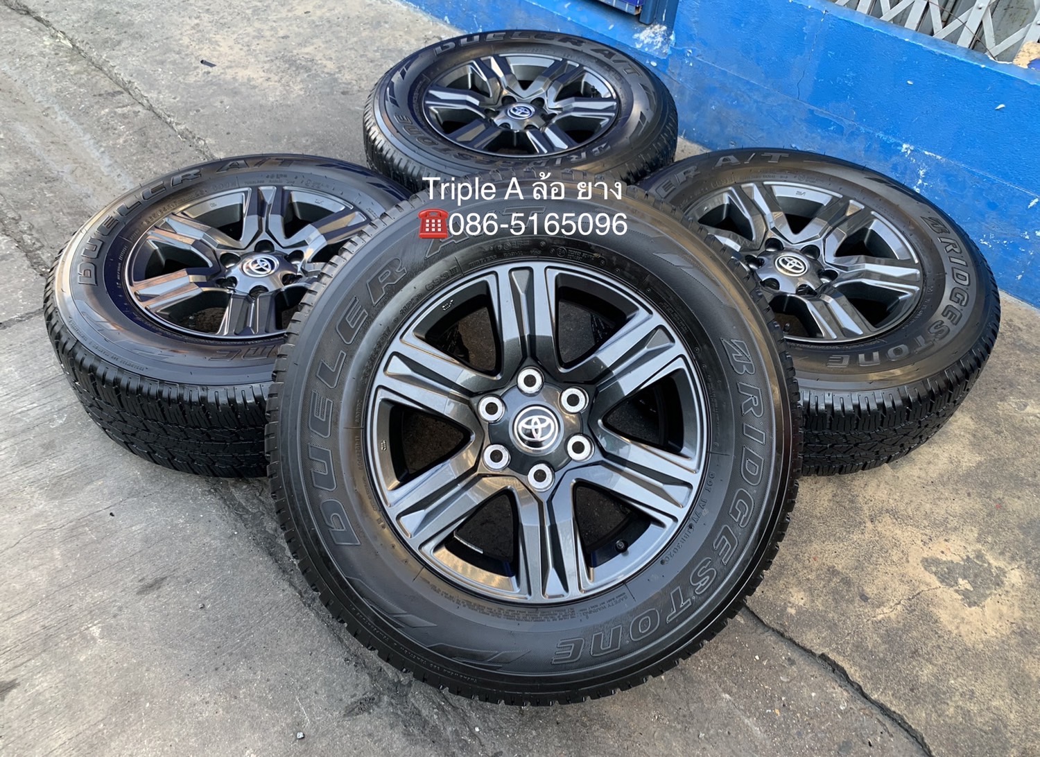 ล้อแม็กป้ายแดง Toyota Revo รุ่นใหม่ล่าสุด ขอบ 17 สีรมดำ พร้อมยางใหม่ป้ายแดง 265-65-17 Bridgestone ปี