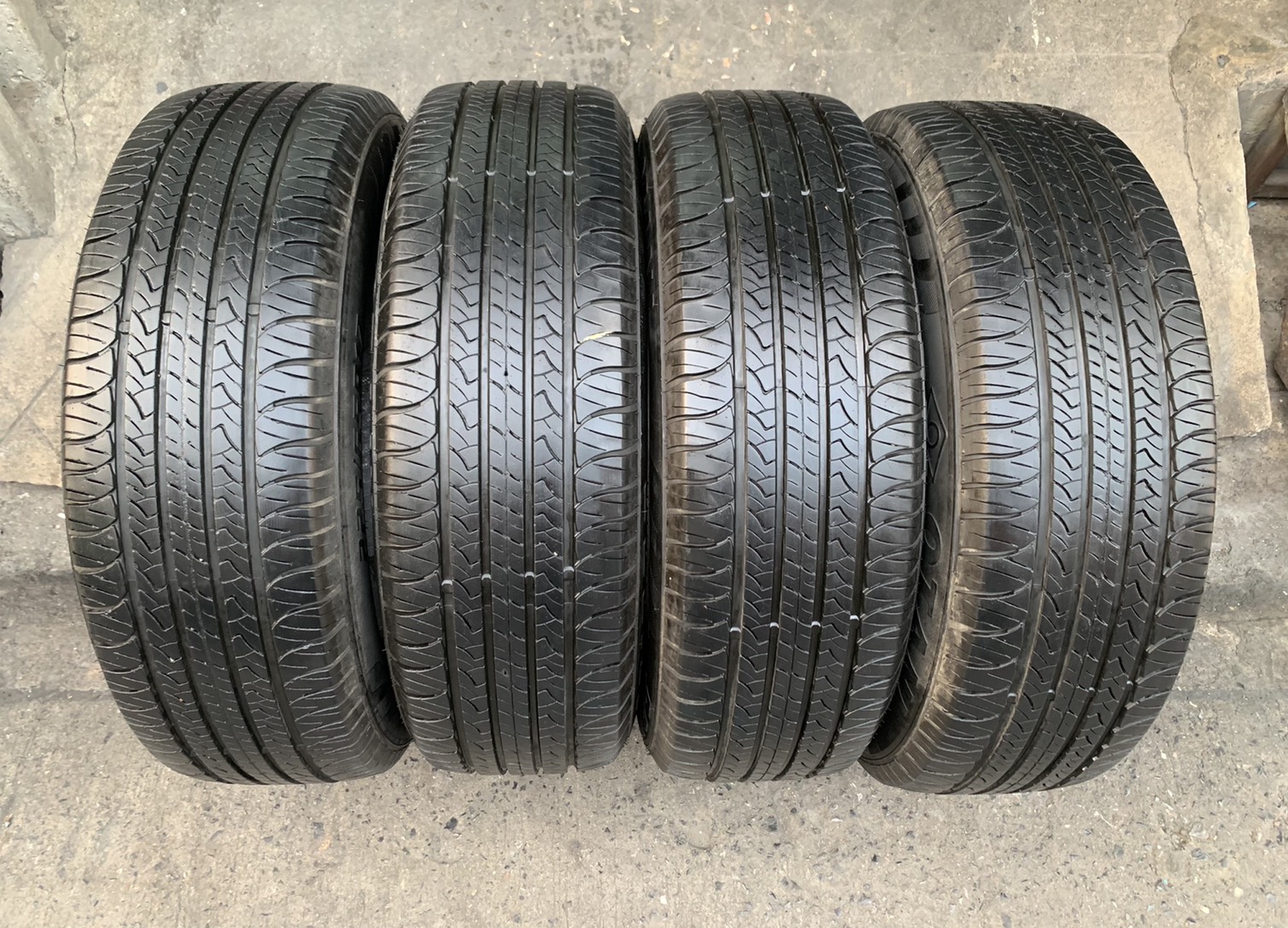ล้อแม็ก 5รู114 Honda CR-V ลาย 5 ก้าน ขอบ 17 สีเทากัน พร้อมยาง 225-65-17 OTANI ปี 19 สวยๆ ล้อแม็ก 5รู114 Honda CR-V ลาย 5 ก้าน ขอบ 17 สีเทากัน พร้อมยาง 225-65-17 OTANI ปี 19 สวยๆ