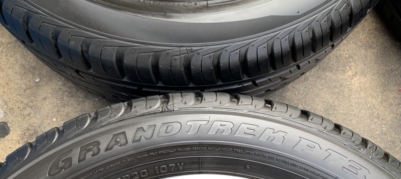 ยางป้ายแดง 265-50-20 Dunlop ปลายปี 20 เหมาะสำหรับรถกระบะตัวสูง และ SUV ทุกรุ่น