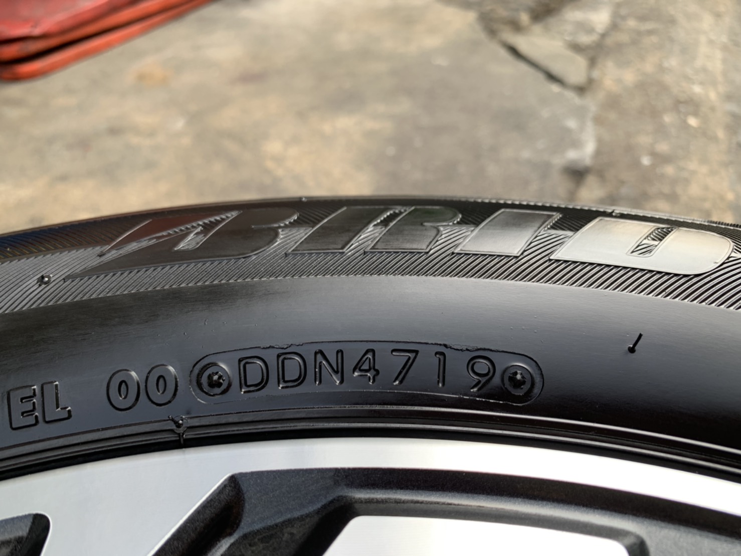 ล้อแม็กป้ายแดง Subaru Forester รุ่นใหม่ล่าสุด ขอบ 18 พร้อมยางป้ายแดง 225-55-18 Bridgestone(Made in J ล้อแม็กป้ายแดง Subaru Forester รุ่นใหม่ล่าสุด ขอบ 18 พร้อมยางป้ายแดง 225-55-18 Bridgestone(Made in J