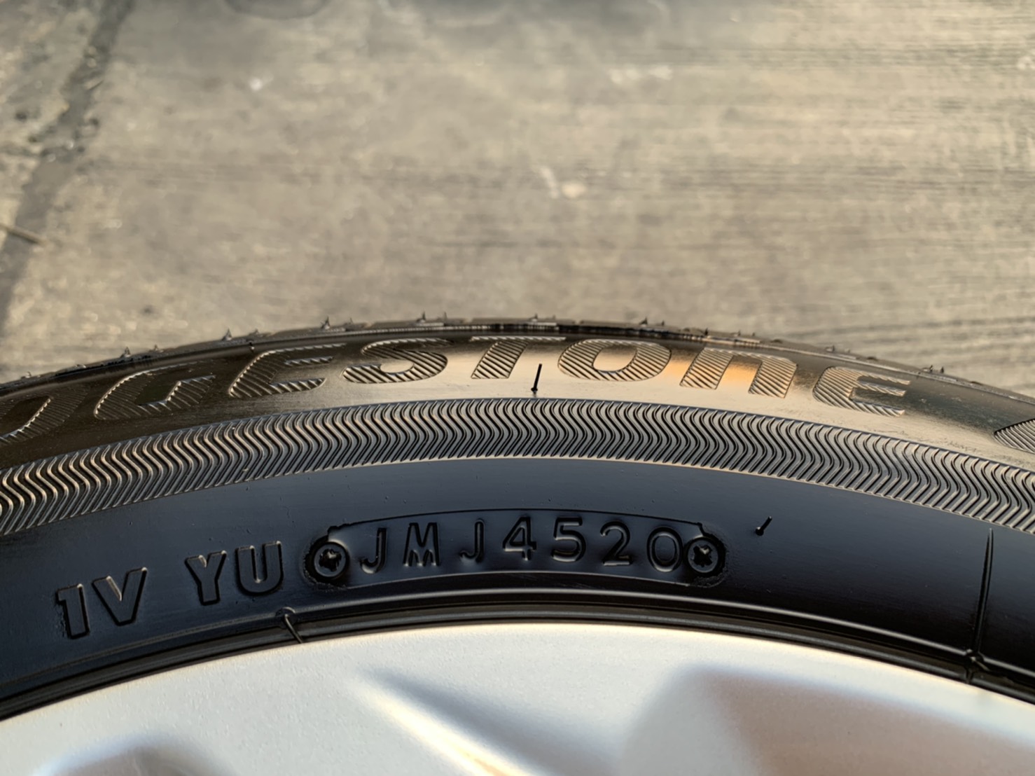 ล้อแม็ก Honda New Jazz ตัวรองท็อป ขอบ 15 พร้อมยางใหม่ป้ายแดง 175-65-15 Bridgestone ปลายปี 20 สวยๆ ล้อแม็ก Honda New Jazz ตัวรองท็อป ขอบ 15 พร้อมยางใหม่ป้ายแดง 175-65-15 Bridgestone ปลายปี 20 สวยๆ
