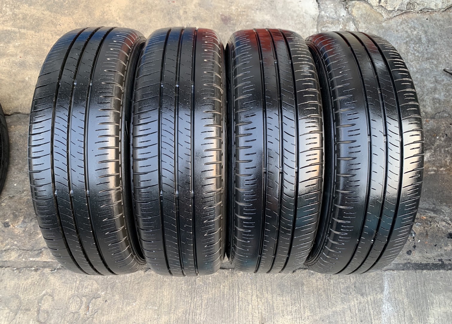 ล้อแม็ก Mazda 2 Skyactiv ขอบ 15 สีบอร์น พร้อมยาง 185-65-15 Dunlop ปี 17 ล้อแม็ก Mazda 2 Skyactiv ขอบ 15 สีบอร์น พร้อมยาง 185-65-15 Dunlop ปี 17
