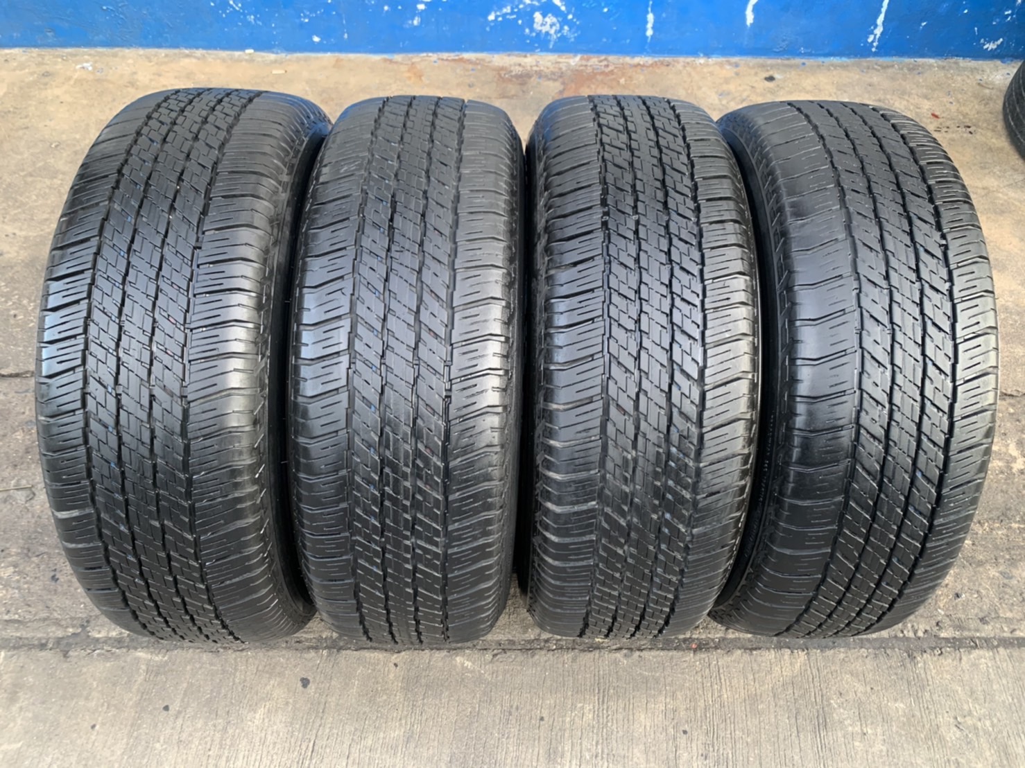 ล้อแม็ก Toyota Fortuner ขอบ 18 ดำหน้าเงา แถมยาง 265-60-18 Bridgestone ใส่กับ Toyota Fortuner, Revo, ล้อแม็ก Toyota Fortuner ขอบ 18 ดำหน้าเงา แถมยาง 265-60-18 Bridgestone ใส่กับ Toyota Fortuner, Revo,