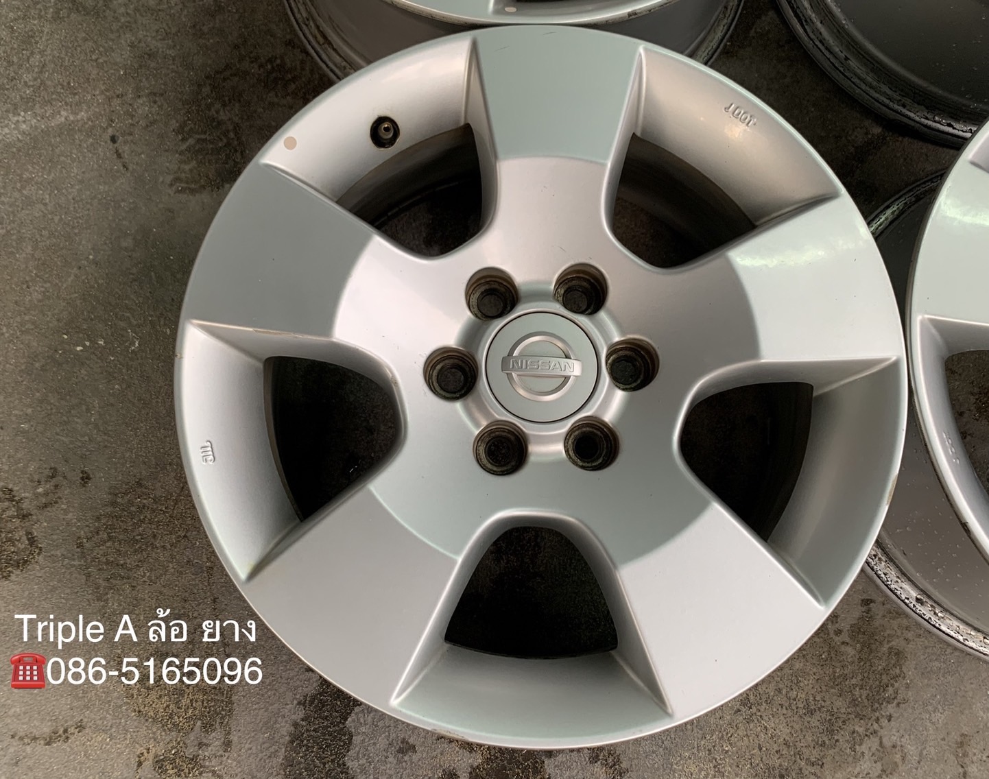 ล้อแม็ก 6รู114 Nissan Navara ขอบ 16 สีบอร์น ล้อแม็ก 6รู114 Nissan Navara ขอบ 16 สีบอร์น