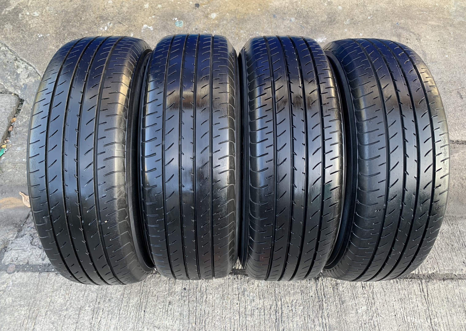 ล้อแม็ก 5รู114 Nissan Cefiro ขอบ 16 แถมยาง 215-65-16 Yokohama ปลายปี 15