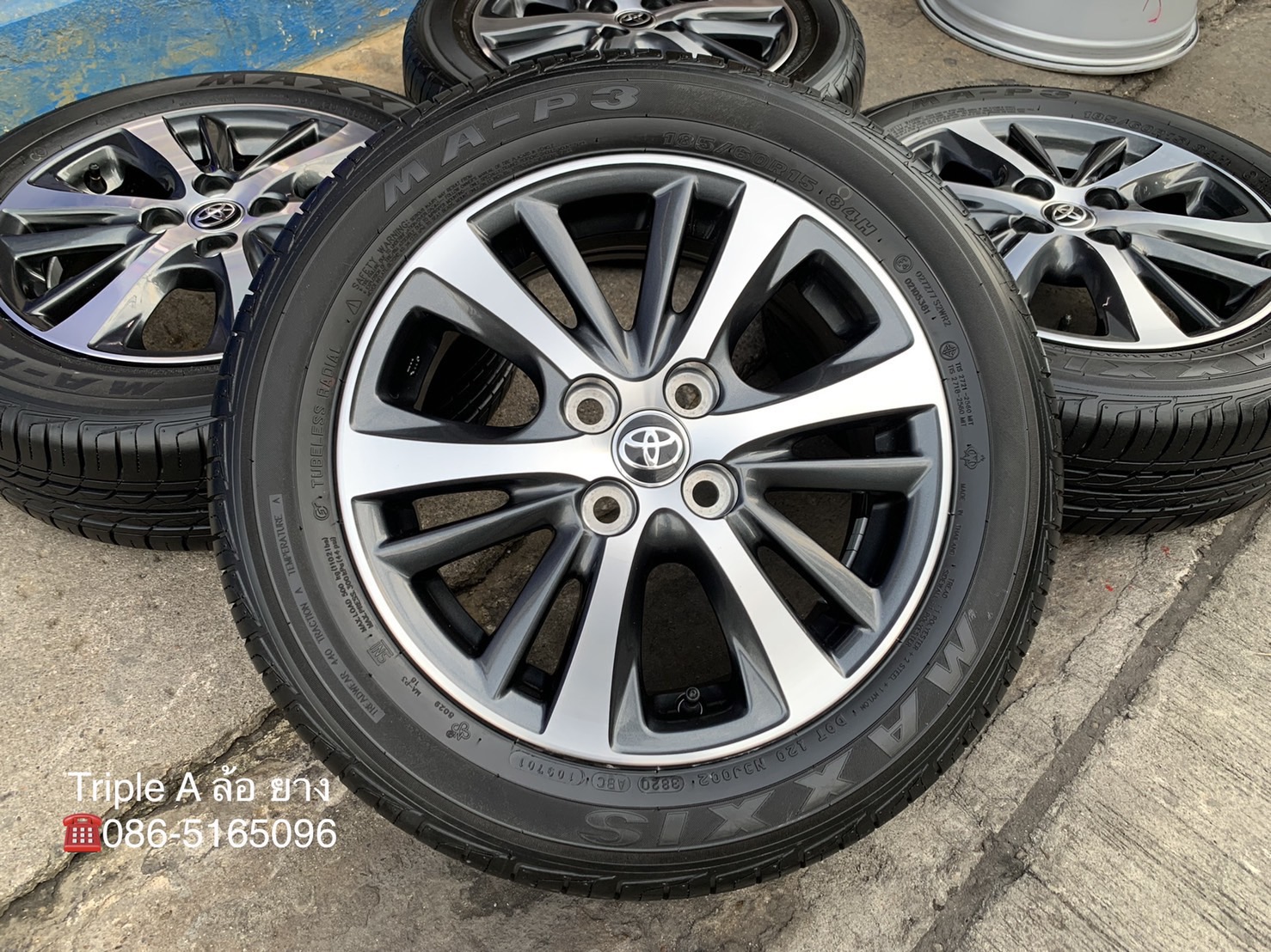 ล้อแม็กป้ายแดง Toyota Yaris Ativ ขอบ 15 สีเทาหน้าเงา พร้อมยางใหม่ป้ายแดง 185-60-15 Maxxis ปี 21 สวยก ล้อแม็กป้ายแดง Toyota Yaris Ativ ขอบ 15 สีเทาหน้าเงา พร้อมยางใหม่ป้ายแดง 185-60-15 Maxxis ปี 21 สวยก