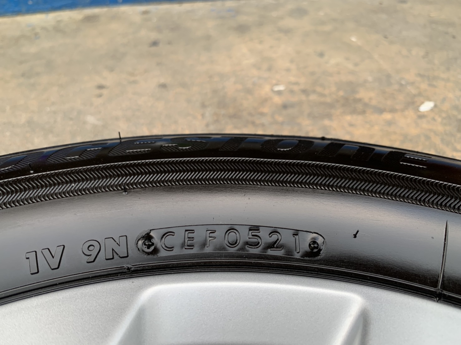 ล้อแม็กป้ายแดง Nissan Almera รุ่นใหม่ล่าสุด ขอบ 15 พร้อมยางใหม่ป้ายแดง 195-65-15 Bridgestone ปี 21 ใหม่กริ๊บๆ ล้อแม็กป้ายแดง Nissan Almera รุ่นใหม่ล่าสุด ขอบ 15 พร้อมยางใหม่ป้ายแดง 195-65-15 Bridgestone ปี 21 ใหม่กริ๊บๆ