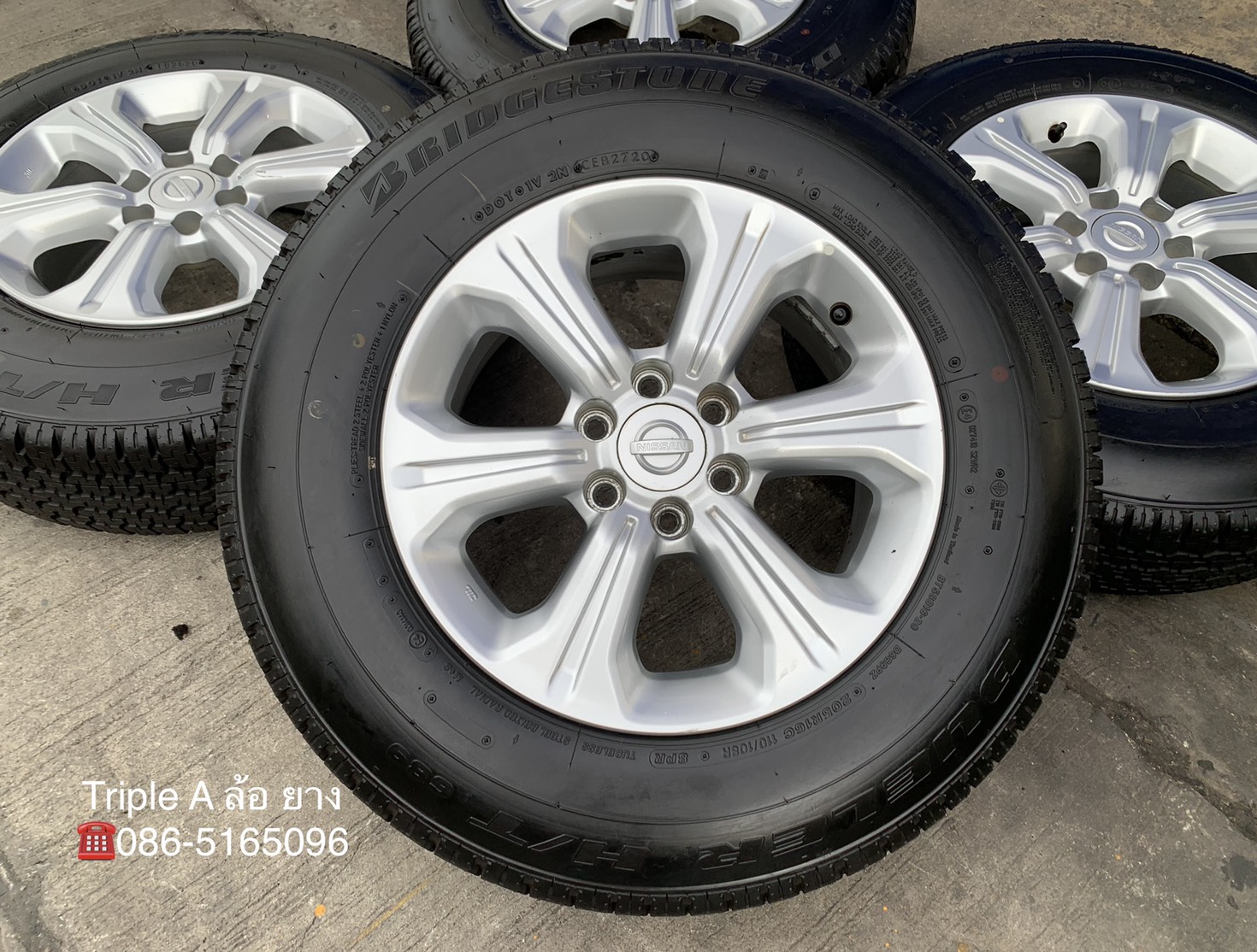 ล้อแม็ก 6รู114 Nissan Navara NP300 ขอบ 16 พร้อมยางป้ายแดง 205R16 Bridgestone ปี 20