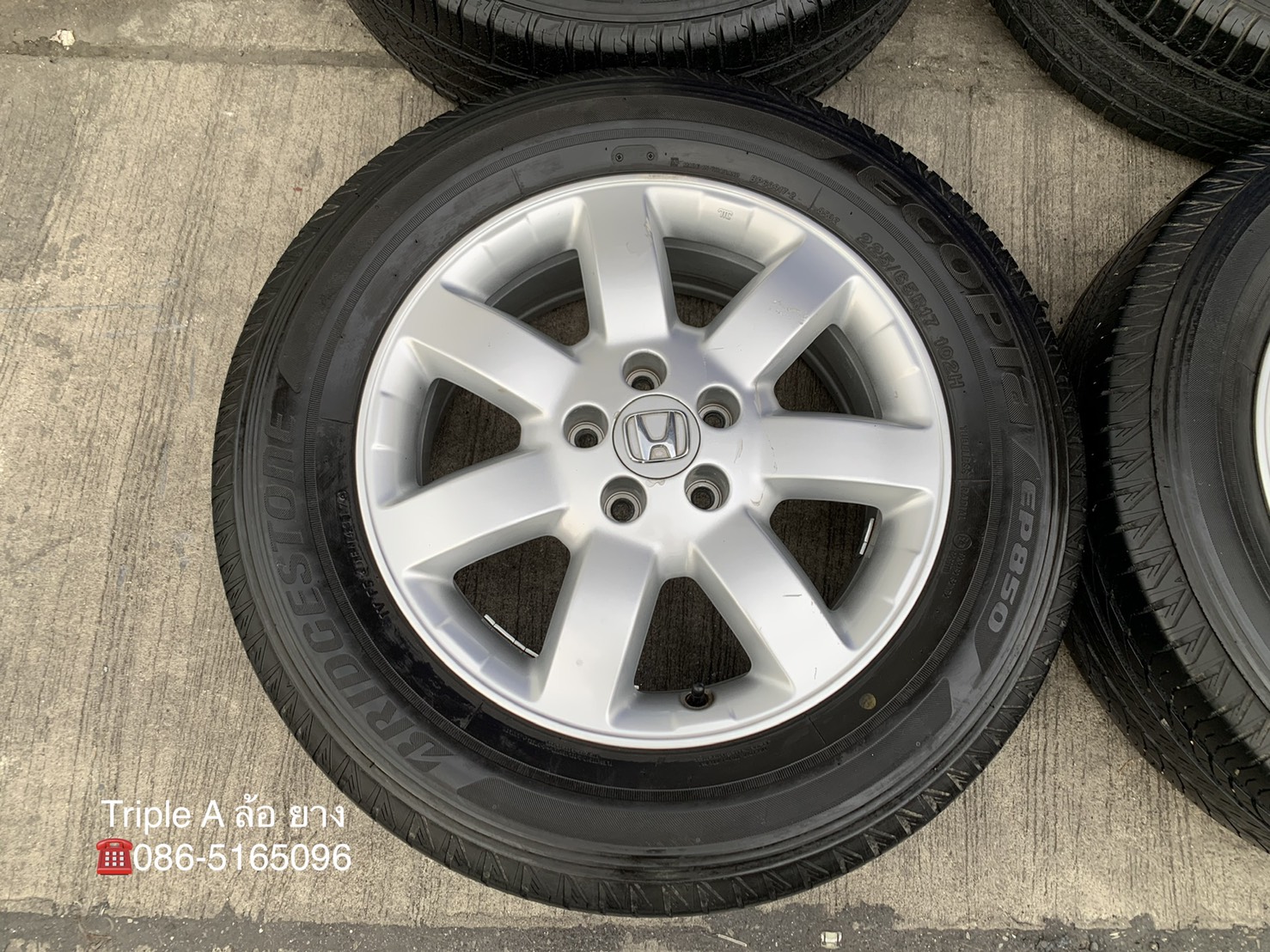 ล้อแม็ก 5รู114 Honda CRV ขอบ 17 แถมยาง 225-65-17 Michelin ปี 14 ล้อแม็ก 5รู114 Honda CRV ขอบ 17 แถมยาง 225-65-17 Michelin ปี 14
