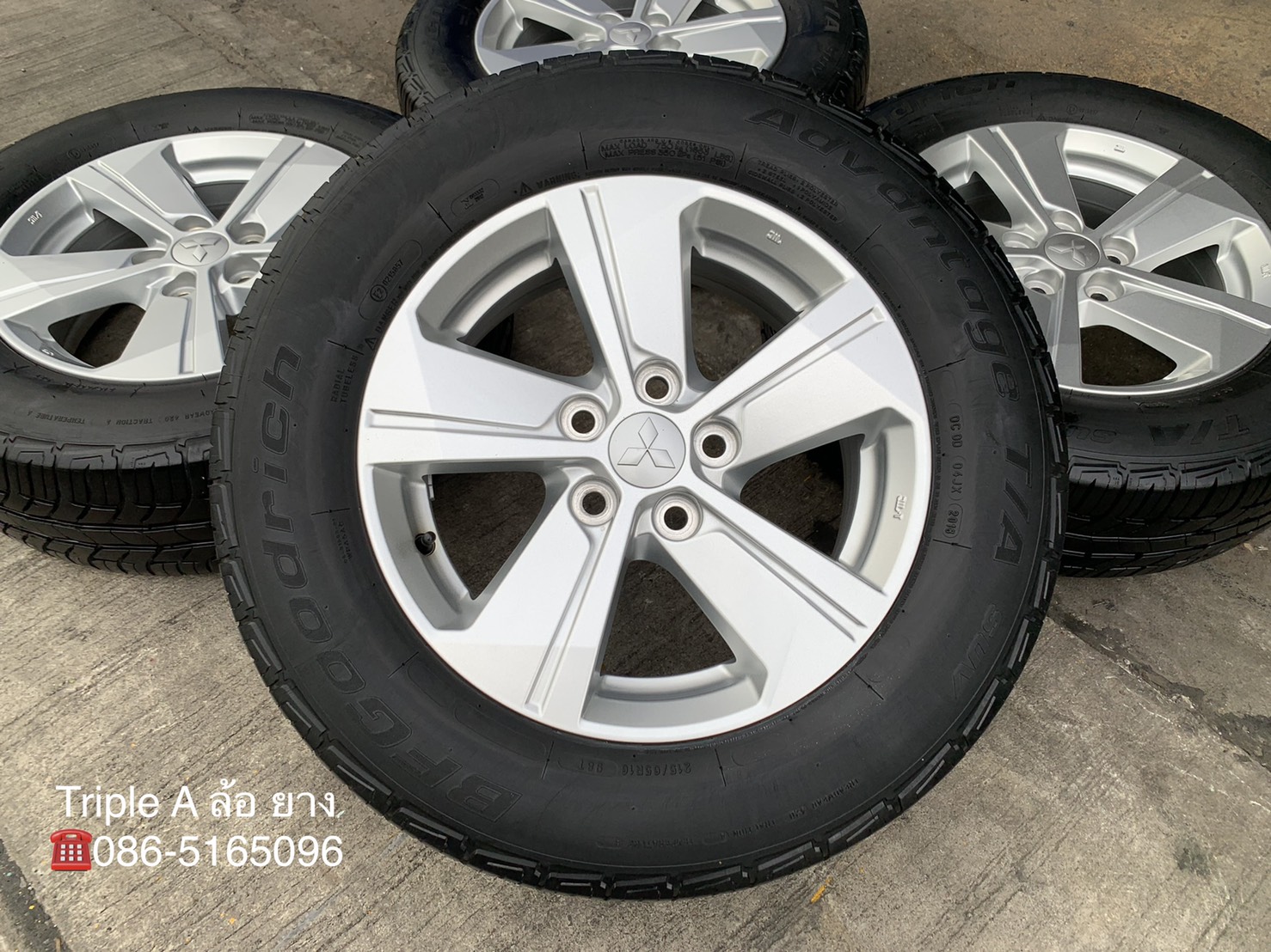 ล้อแม็ก 5รู114 Mitsu Triton รุ่นใหม่ล่าสุด ขอบ 16 พร้อมยาง 215-65-16 BFGoodrich ปี 18 ล้อแม็ก 5รู114 Mitsu Triton รุ่นใหม่ล่าสุด ขอบ 16 พร้อมยาง 215-65-16 BFGoodrich ปี 18