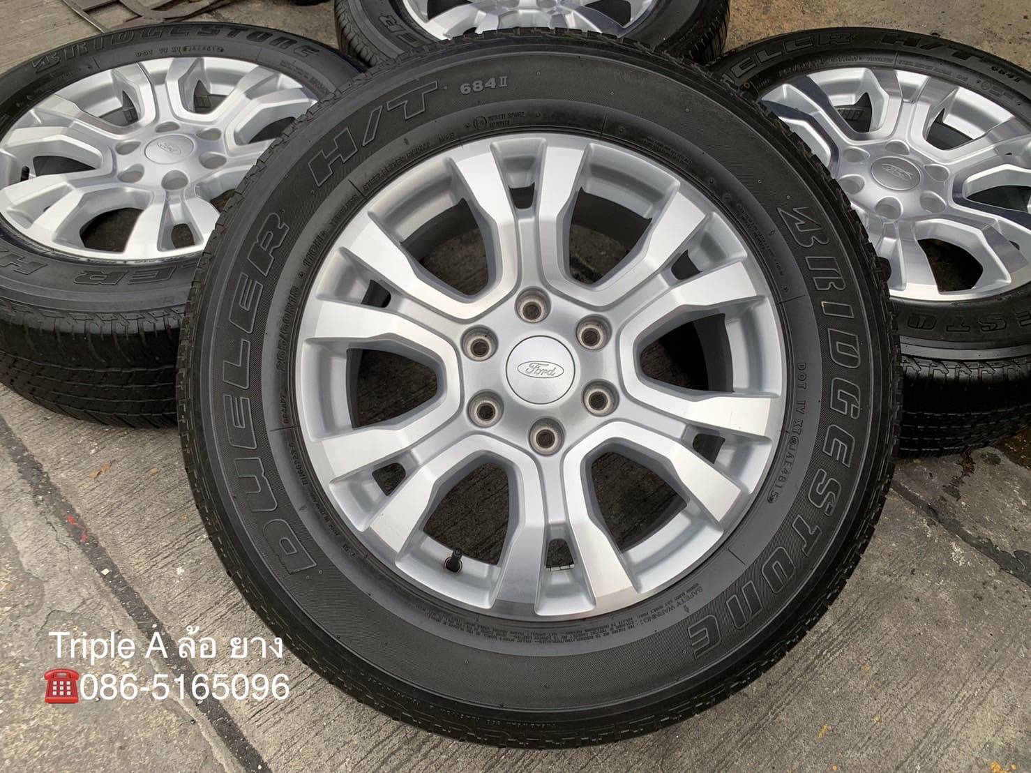 ล้อแม็ก Ford Ranger Wildtrak Limited ขอบ 18 แถมยาง 265-60-18 Bridgestone ปลายปี 15 ล้อแม็ก Ford Ranger Wildtrak Limited ขอบ 18 แถมยาง 265-60-18 Bridgestone ปลายปี 15