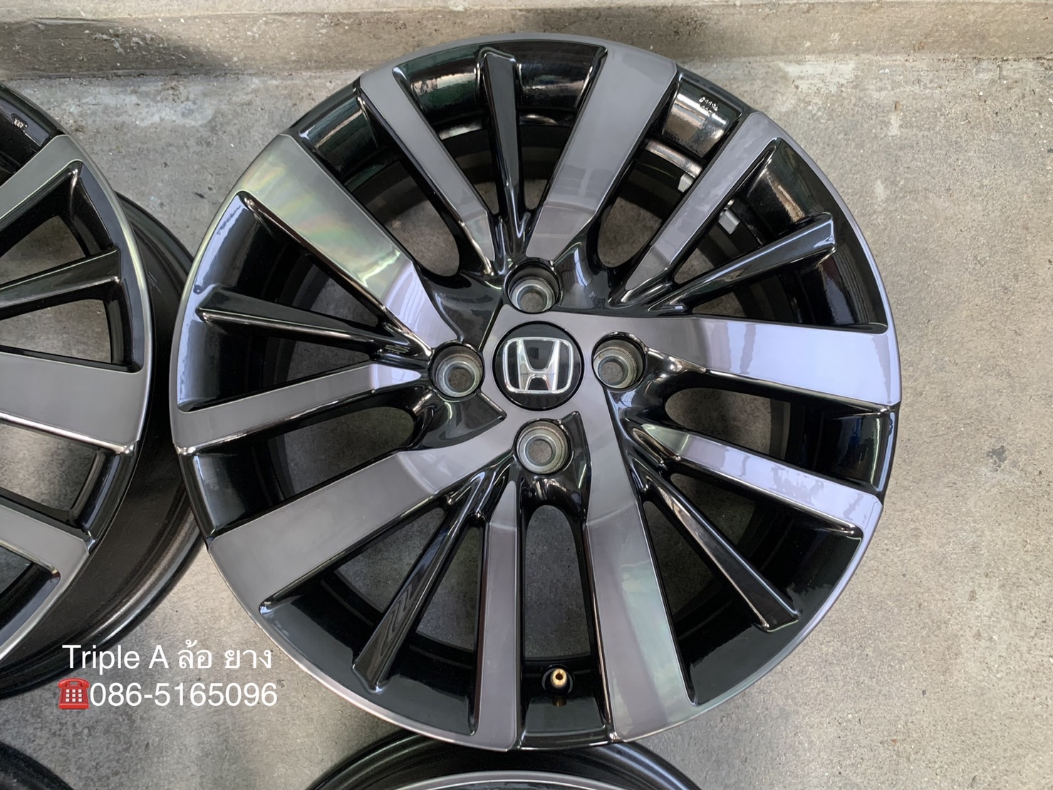 ล้อแม็กป้ายแดง Honda City Hatchback Turbo รุ่นใหม่ล่าสุด ขอบ 16 ดำหน้าชา ล้อแม็กป้ายแดง Honda City Hatchback Turbo รุ่นใหม่ล่าสุด ขอบ 16 ดำหน้าชา