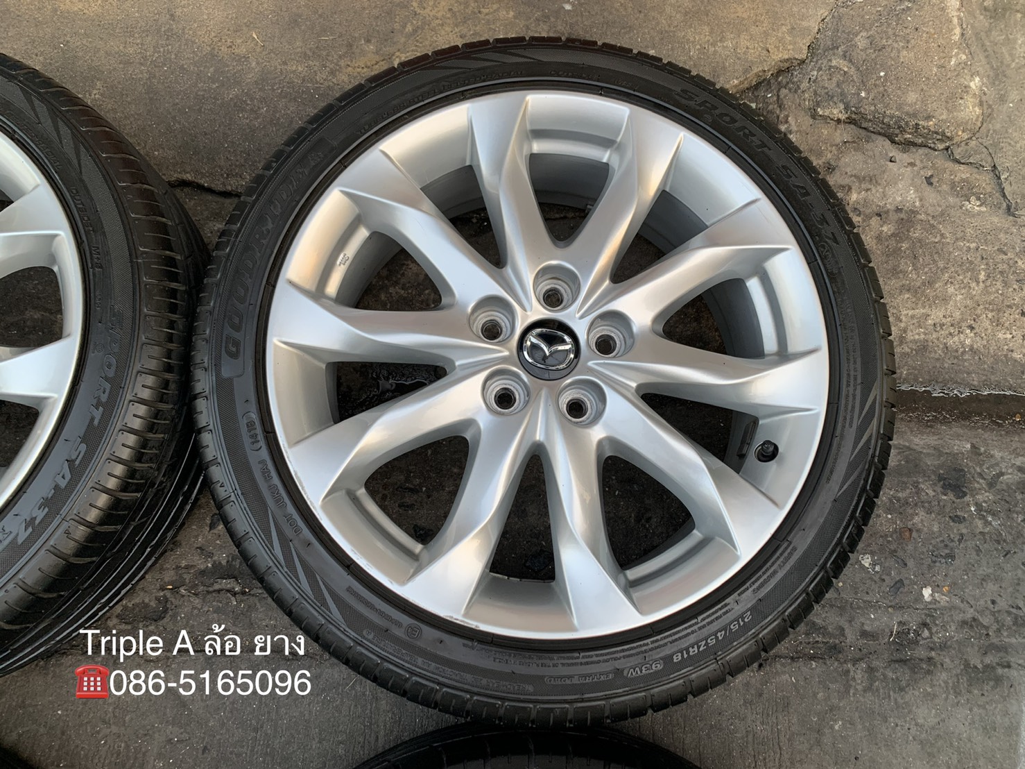 ล้อแม็ก Mazda 3 ขอบ 18 สีบอร์น พร้อมยาง 215-45-18 GOODRIDE ปี 18 ล้อแม็ก Mazda 3 ขอบ 18 สีบอร์น พร้อมยาง 215-45-18 GOODRIDE ปี 18