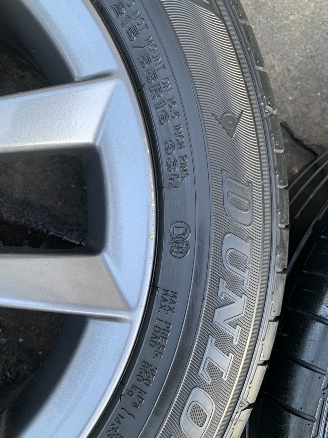 ล้อแม็ก Honda Civic FC รุ่นใหม่ล่าสุด ขอบ 16 สีเทากัน พร้อมยาง 215-55-16 Dunlop ปี 18 ล้อแม็ก Honda Civic FC รุ่นใหม่ล่าสุด ขอบ 16 สีเทากัน พร้อมยาง 215-55-16 Dunlop ปี 18