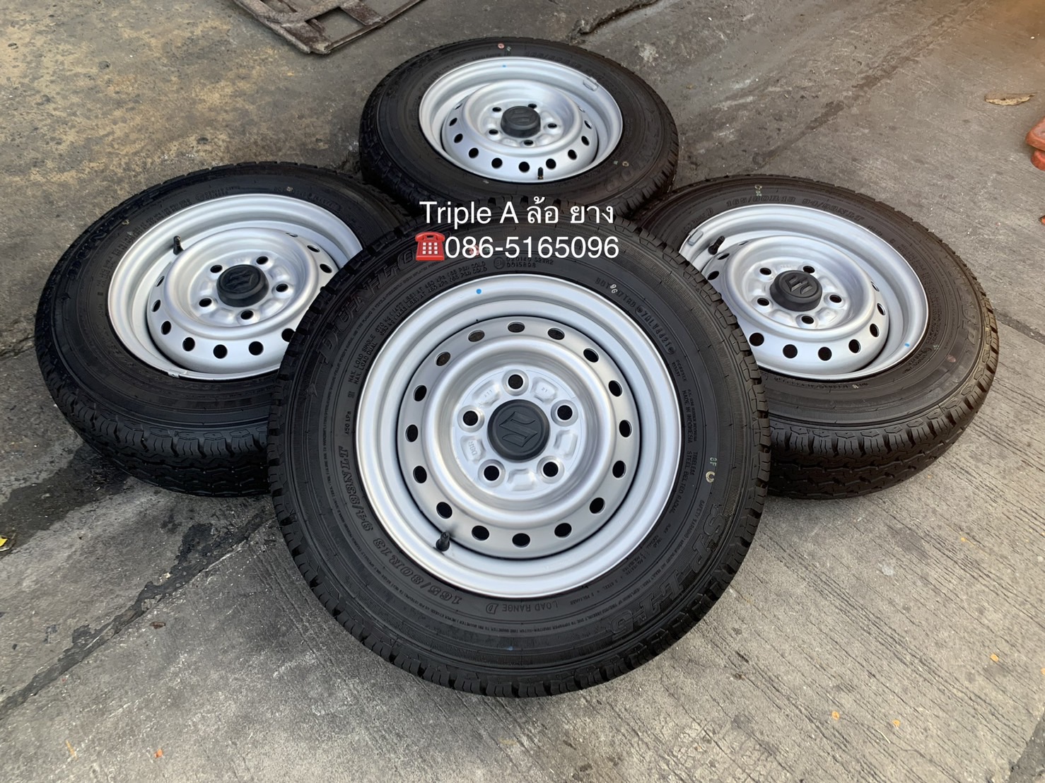 ล้อกระทะป้ายแดง 5รู114 Suzuki Carry ขอบ 13 พร้อมยางป้ายแดง 165-80-13 Dunlop ปลายปี 21