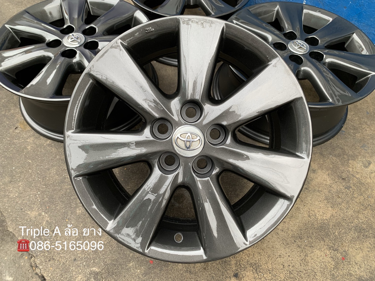 ล้อแม็ก 5รู100 Toyota Altis ขอบ 15 สีเทากัน สภาพสวย ล้อแม็ก 5รู100 Toyota Altis ขอบ 15 สีเทากัน สภาพสวย
