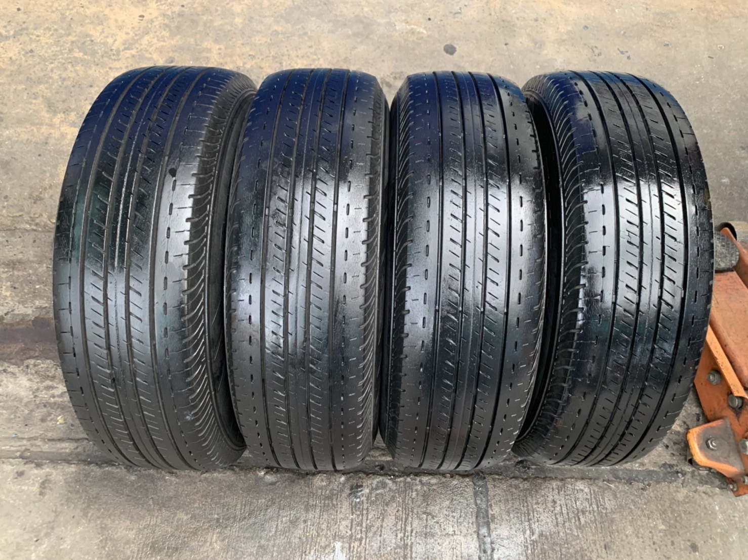 ล้อแม็ก ISUZU ขอบ 14 แถมยาง 205-75-14 Bridgestone ปลายปี 14