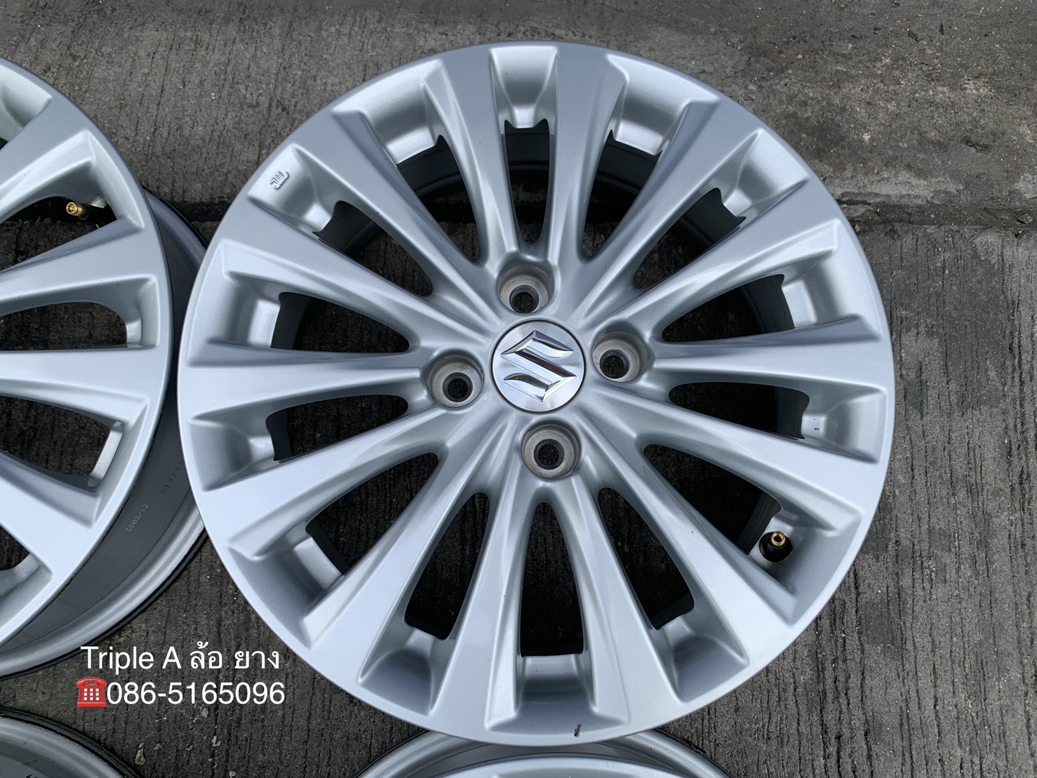 ล้อแม็ก Suzuki Ciaz ขอบ 15 สภาพสวยๆ ล้อแม็ก Suzuki Ciaz ขอบ 15 สภาพสวยๆ