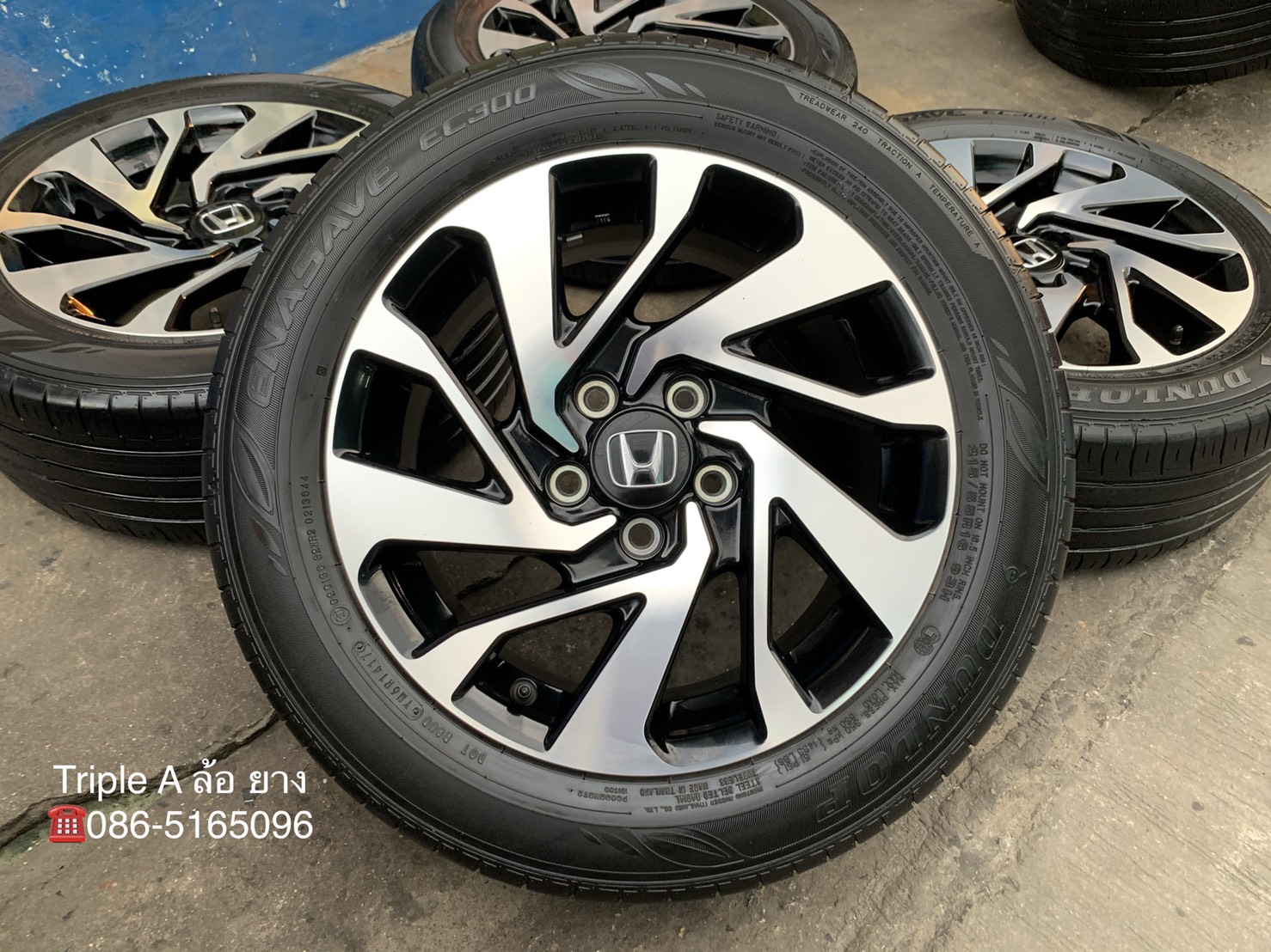 ล้อแม็ก 5รู114 Honda Civic FC ขอบ 16 สีดำหน้าเงา พร้อมยาง 215-55-16 Dunlop ปี 17 สภาพสวย ล้อแม็ก 5รู114 Honda Civic FC ขอบ 16 สีดำหน้าเงา พร้อมยาง 215-55-16 Dunlop ปี 17 สภาพสวย