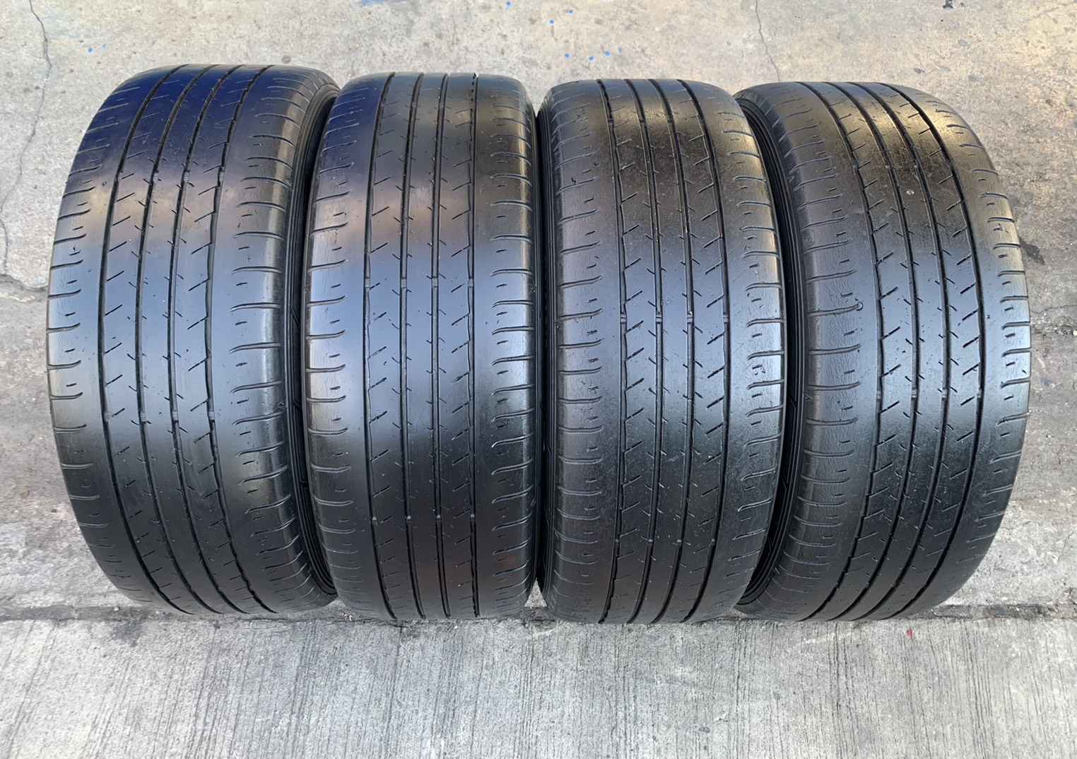 ล้อแม็ก 5รู114 Honda HRV ขอบ 17 สีบอร์นเงิน แถมยาง Dunlop 215-55-17 ปี 15 ล้อแม็ก 5รู114 Honda HRV ขอบ 17 สีบอร์นเงิน แถมยาง Dunlop 215-55-17 ปี 15