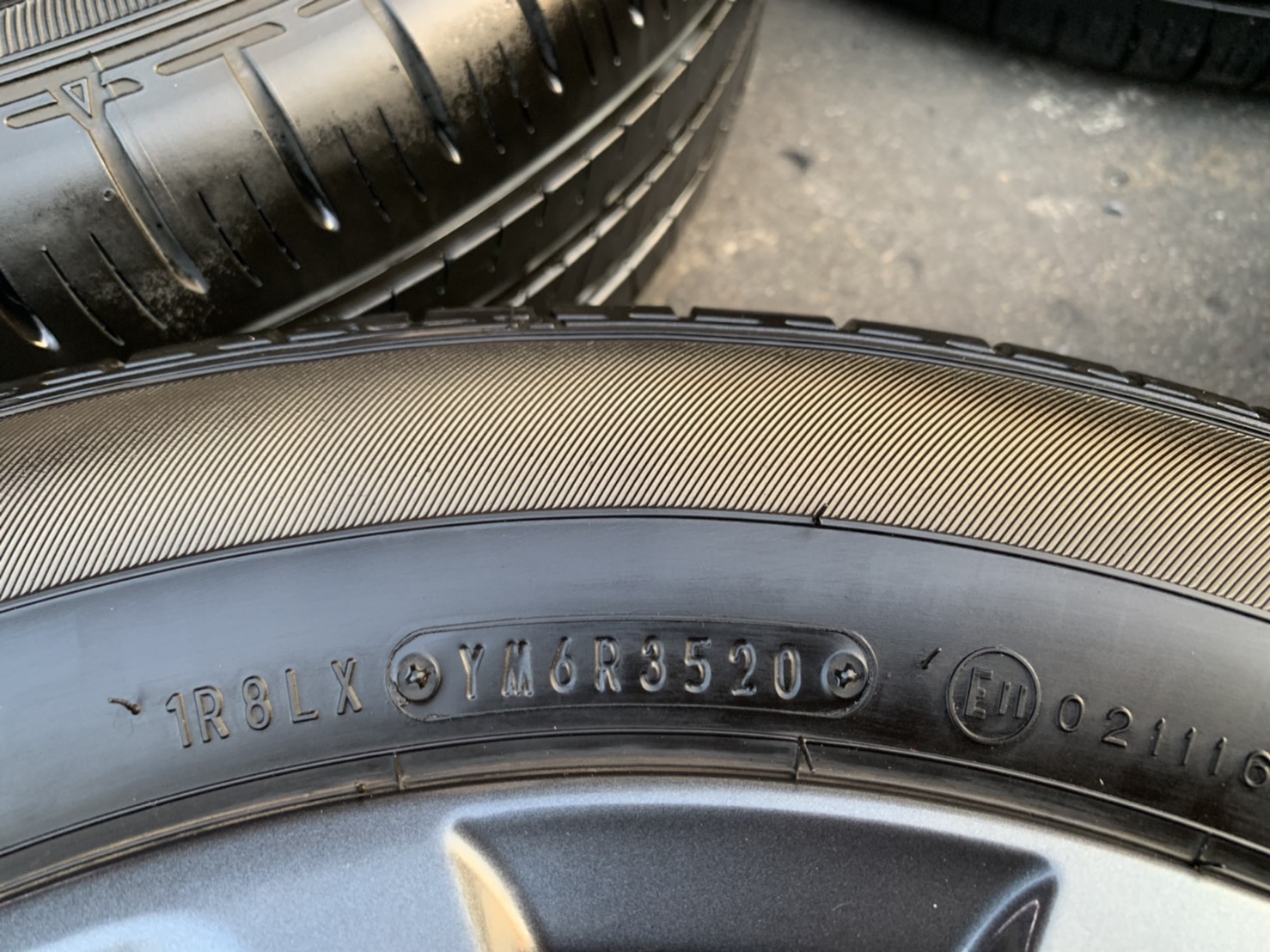 ล้อแม็กป้ายแดง Mazda 2 Skyactiv ขอบ 15 สีดำ มิดไนท์ พร้อมยางป้ายแดง 185-65-15 Dunlop ปี 20 สวยกริ๊บ ล้อแม็กป้ายแดง Mazda 2 Skyactiv ขอบ 15 สีดำ มิดไนท์ พร้อมยางป้ายแดง 185-65-15 Dunlop ปี 20 สวยกริ๊บ