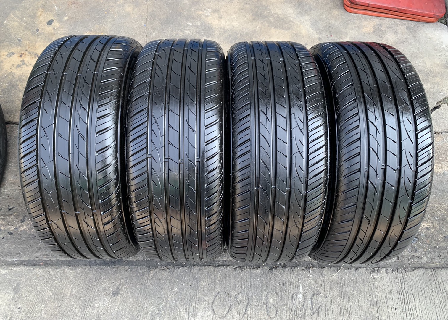ล้อแม็ก Honda Civic FC ขอบ 16 สีเทาหน้าเงา พร้อมยาง 215-55-16 Hankook ปี 19 สภาพน้องๆป้ายแดง ล้อแม็ก Honda Civic FC ขอบ 16 สีเทาหน้าเงา พร้อมยาง 215-55-16 Hankook ปี 19 สภาพน้องๆป้ายแดง