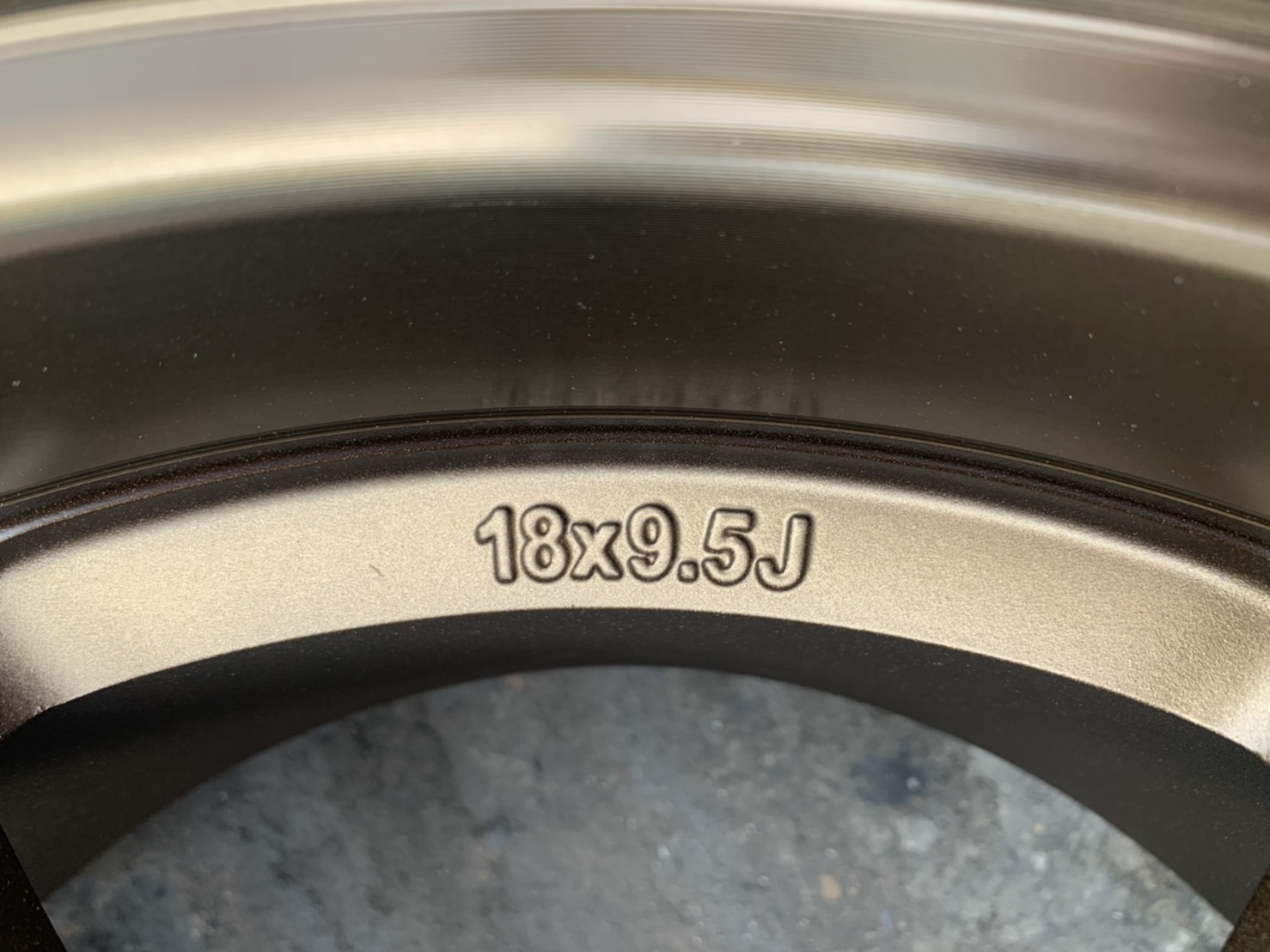 ล้อแม็กใหม่ 6รู139 TE37 หยอดแดง ขอบ 18 งาน Emotion-R สวยกริ๊บๆ ล้อแม็กใหม่ 6รู139 TE37 หยอดแดง ขอบ 18 งาน Emotion-R สวยกริ๊บๆ