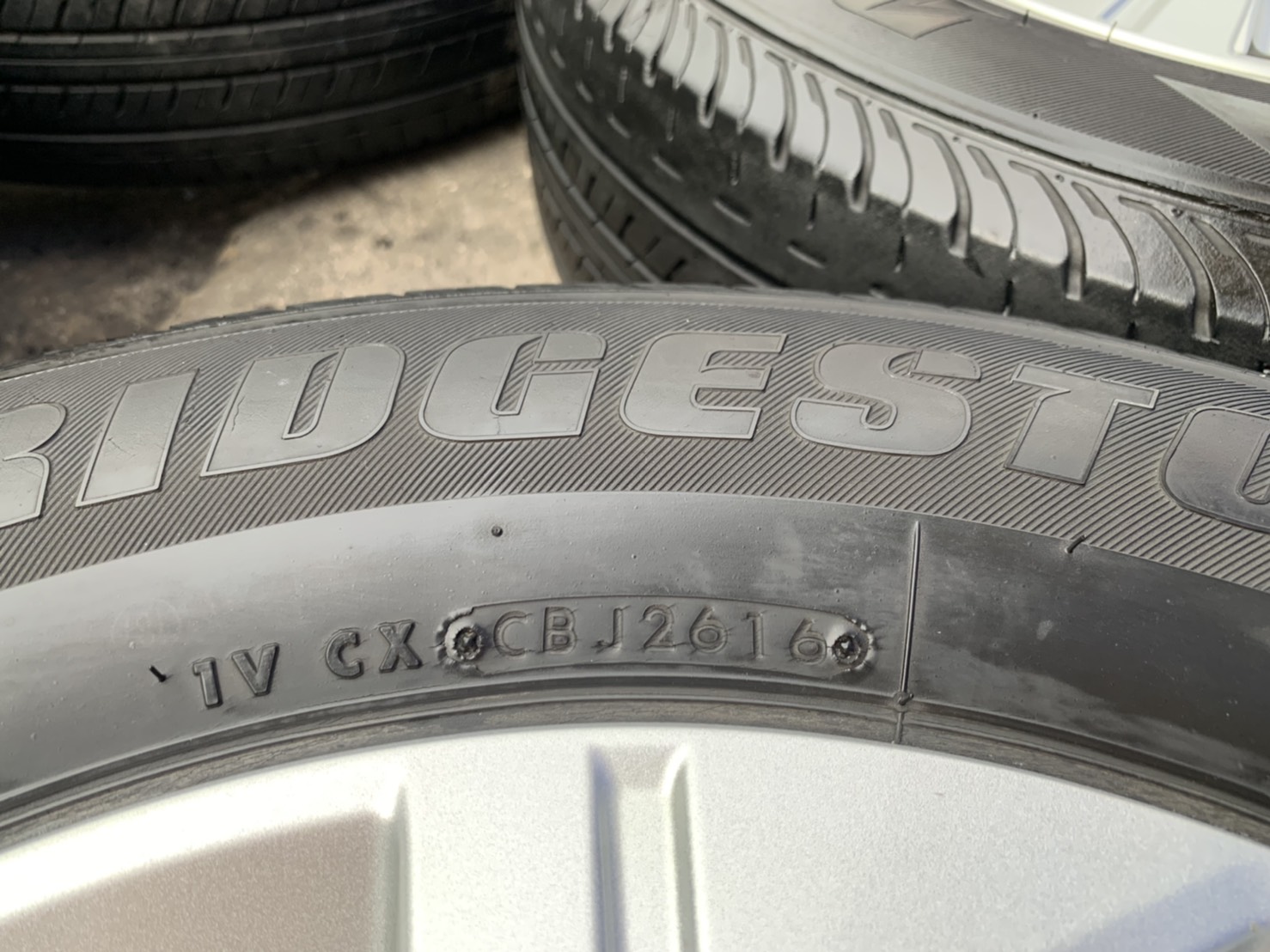ล้อแม็ก 5รู114 Mitsu Triton รุ่นใหม่ล่าสุด ขอบ 16 พร้อมยาง 215-70-16 Bridgestone ปี 16 สภาพดี ล้อแม็ก 5รู114 Mitsu Triton รุ่นใหม่ล่าสุด ขอบ 16 พร้อมยาง 215-70-16 Bridgestone ปี 16 สภาพดี