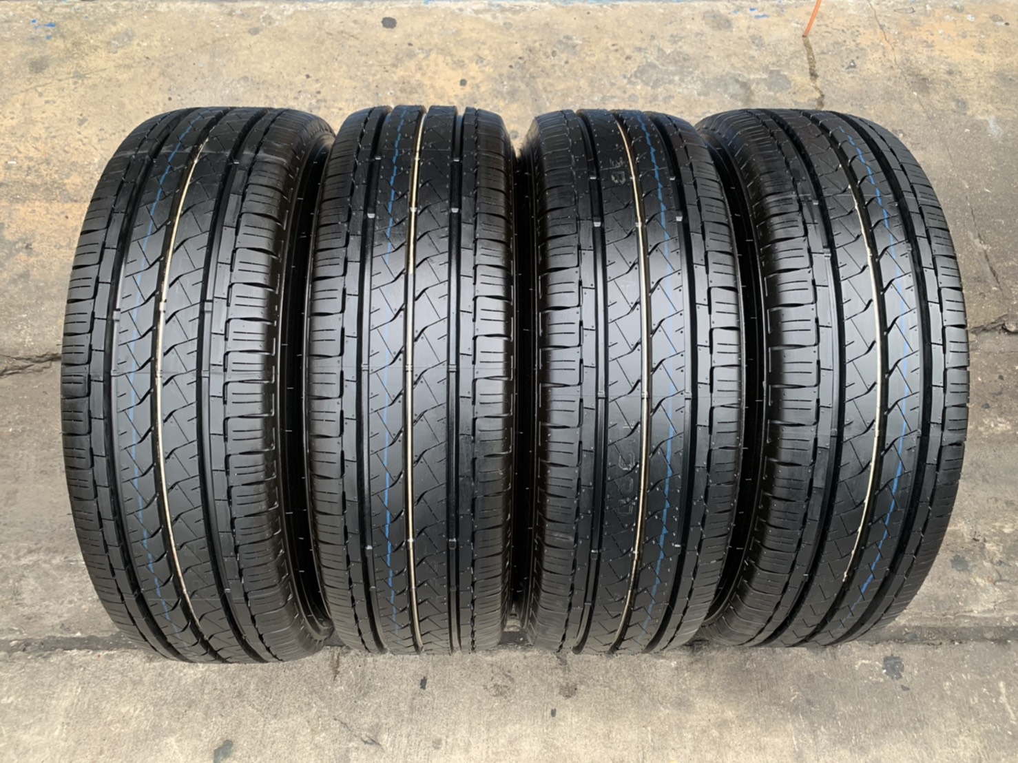 ล้อแม็กป้ายแดง Mitsu Triton รุ่นใหม่ล่าสุด ขอบ 16 พร้อมยางใหม่ป้ายแดง 225-65-16 Bridgestone ปี 21 สวยกริ๊บ ล้อแม็กป้ายแดง Mitsu Triton รุ่นใหม่ล่าสุด ขอบ 16 พร้อมยางใหม่ป้ายแดง 225-65-16 Bridgestone ปี 21 สวยกริ๊บ