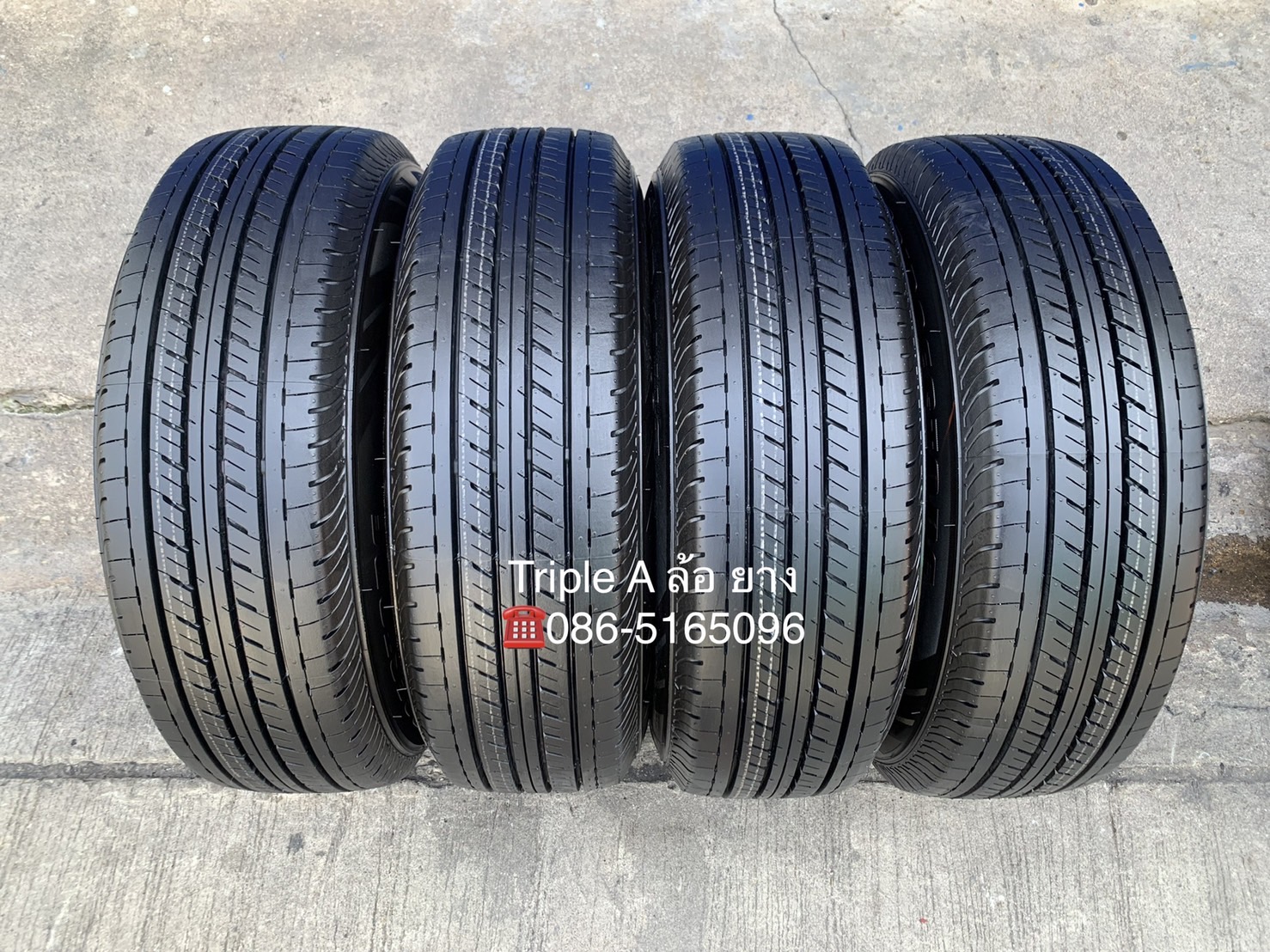ยางป้ายแดง 215-70-15 Bridgestone ปลายปี 21 ใหม่กริ๊บๆ ใส่กับรถกระบะตัวเตี้ยได้ทุกรุ่น