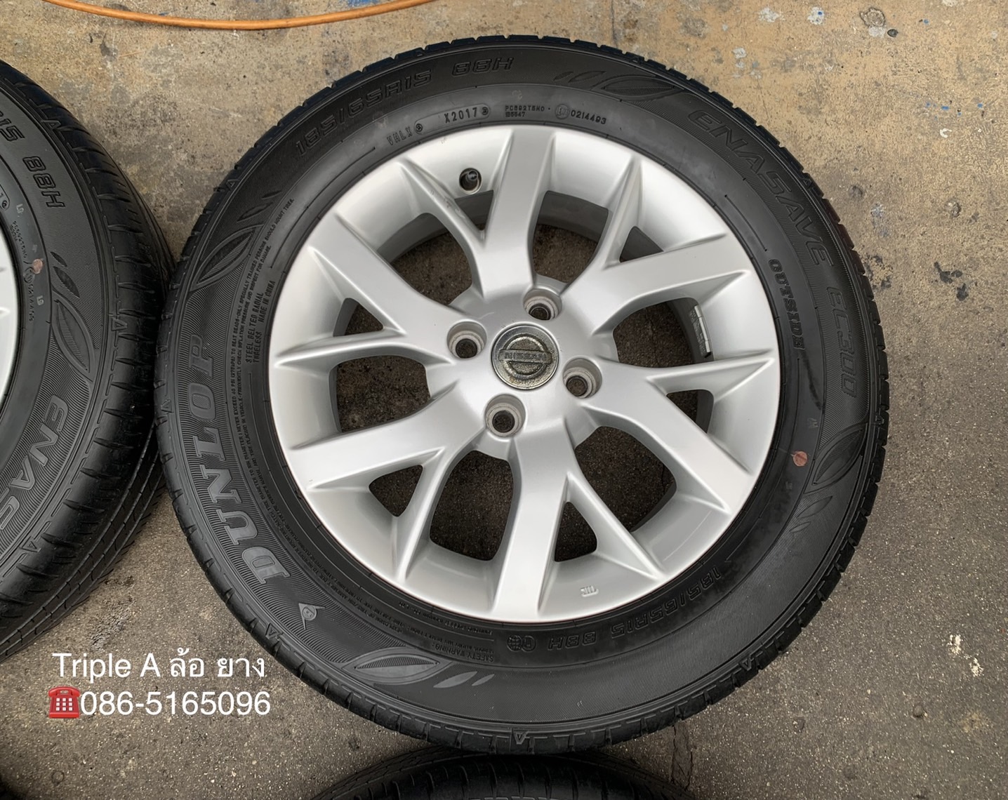 ล้อแม็ก Nissan Note ขอบ 15 พร้อมยาง 185-65-15 Dunlop ปี 17 ใส่กับ March, Almera ได้เลย ล้อแม็ก Nissan Note ขอบ 15 พร้อมยาง 185-65-15 Dunlop ปี 17 ใส่กับ March, Almera ได้เลย