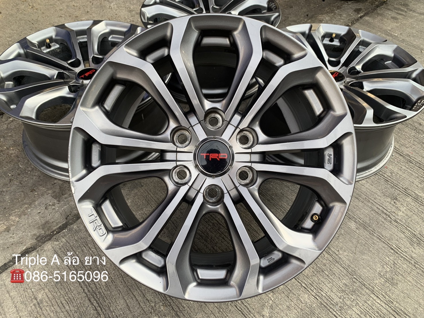 ล้อแม็กแท้ Toyota Fortuner TRD4 ขอบ 18 ใส่กับ Fortuner ,Revo ,Vigo 6รู139 ได้ทุกรุ่น ล้อแม็กแท้ Toyota Fortuner TRD4 ขอบ 18 ใส่กับ Fortuner ,Revo ,Vigo 6รู139 ได้ทุกรุ่น