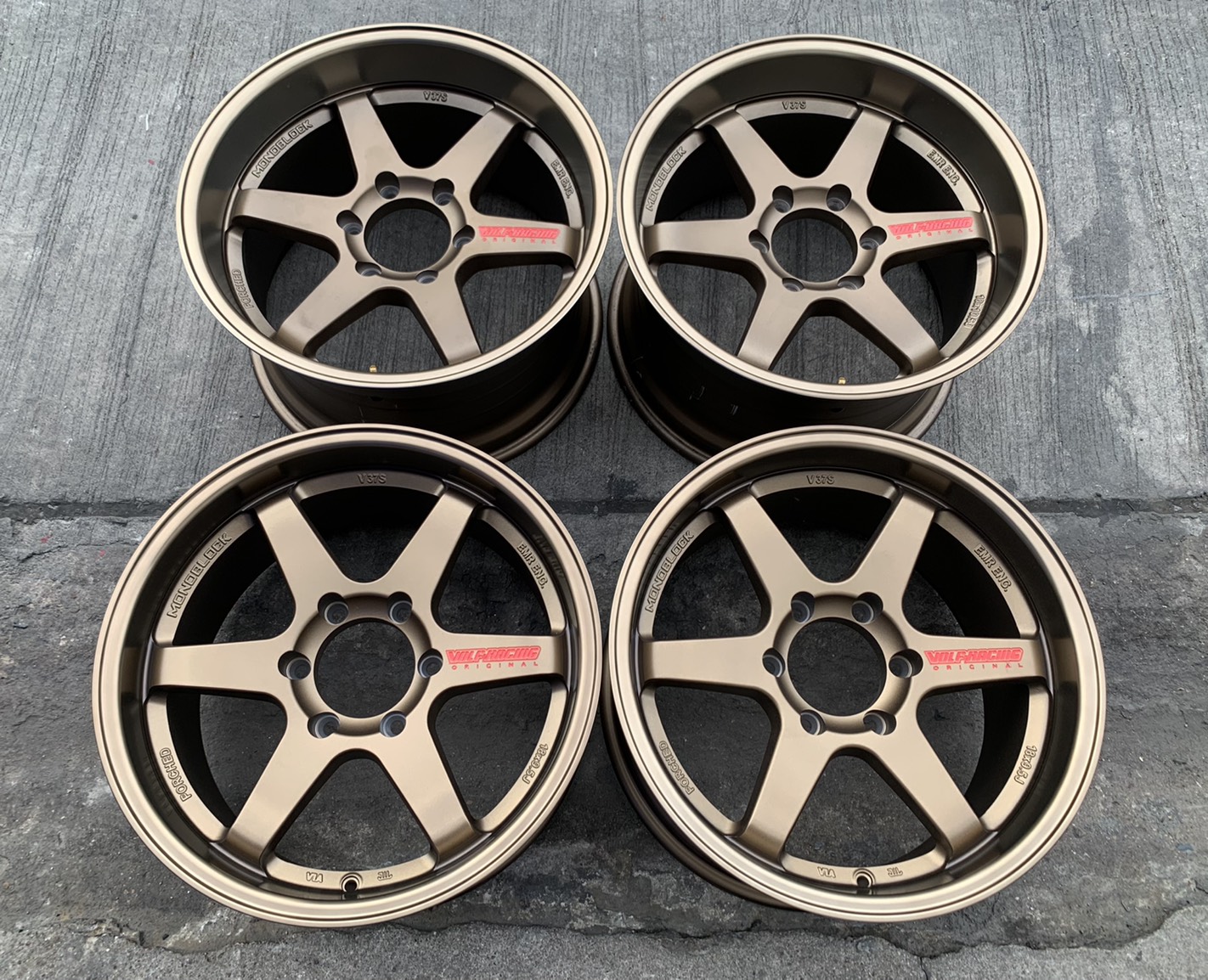 ล้อแม็กใหม่ 6รู139 TE37 หยอดแดง ขอบ 18 งาน Emotion-R สวยกริ๊บๆ