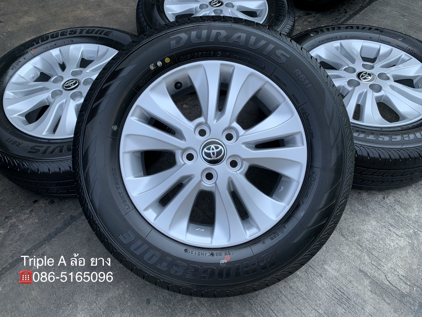 ล้อแม็กป้ายแดง Toyota Revo ขอบ 16 พร้อมใหม่ยางป้ายแดง 215-65-16 Bridgestone ปลายปี 20 ใหม่ยกห้าง ล้อแม็กป้ายแดง Toyota Revo ขอบ 16 พร้อมใหม่ยางป้ายแดง 215-65-16 Bridgestone ปลายปี 20 ใหม่ยกห้าง