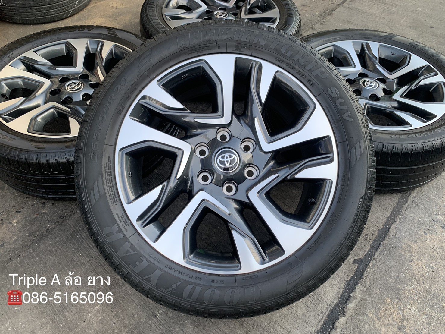 ล้อแม็กป้ายแดง Toyota Fortuner Legender รุ่นใหม่ล่าสุด ขอบ 20 พร้อมยาง 265-50-20 GoodYear ปี 18 ล้อแม็กป้ายแดง Toyota Fortuner Legender รุ่นใหม่ล่าสุด ขอบ 20 พร้อมยาง 265-50-20 GoodYear ปี 18
